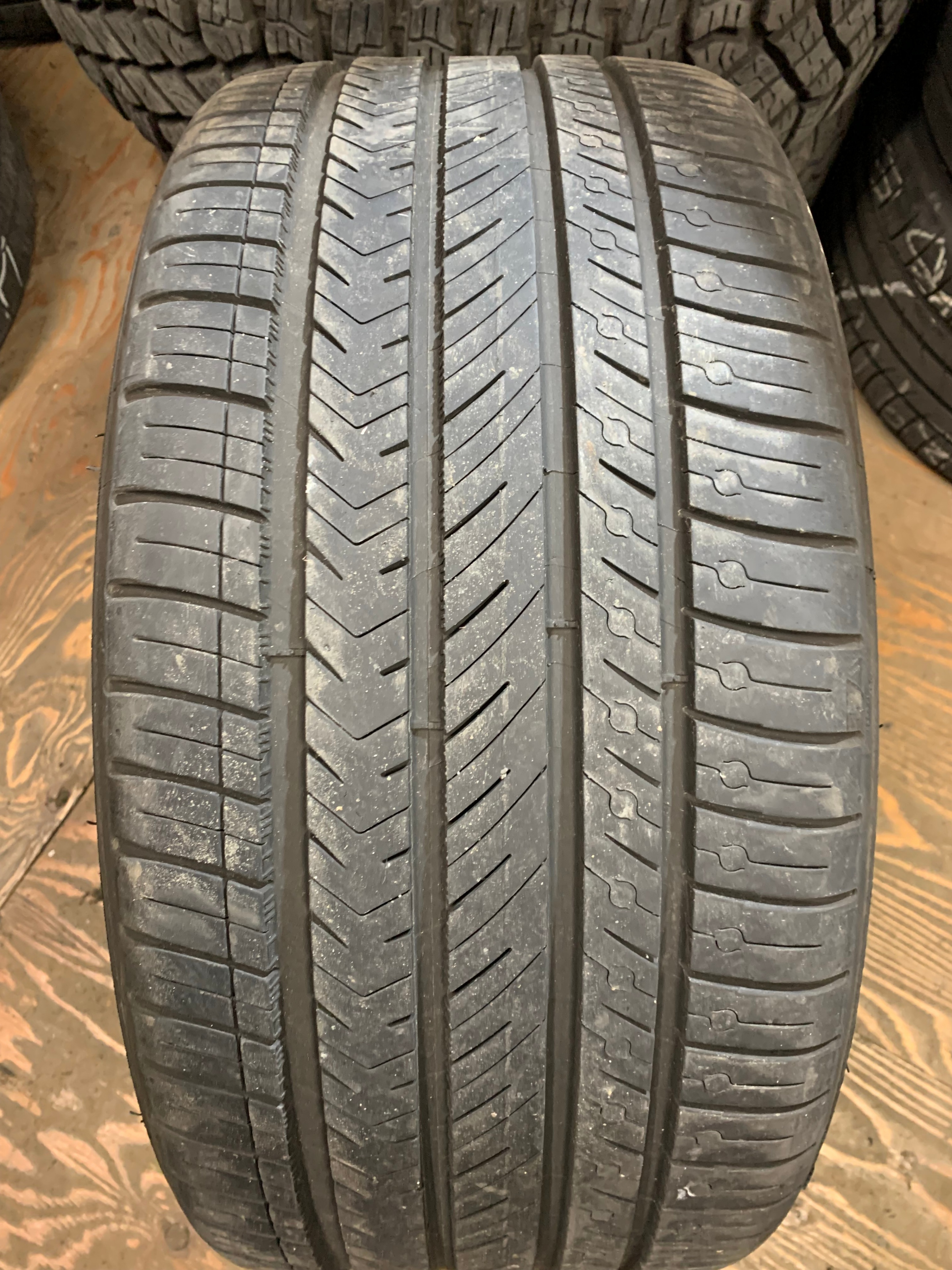 1 X single 255/35/19 M+S Michelin Pilot Sport AS4 with 70% tread