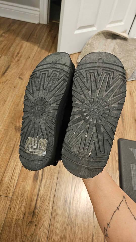 UGG Women's Black Platform Tasman Slippers - Size 5 - photo 3