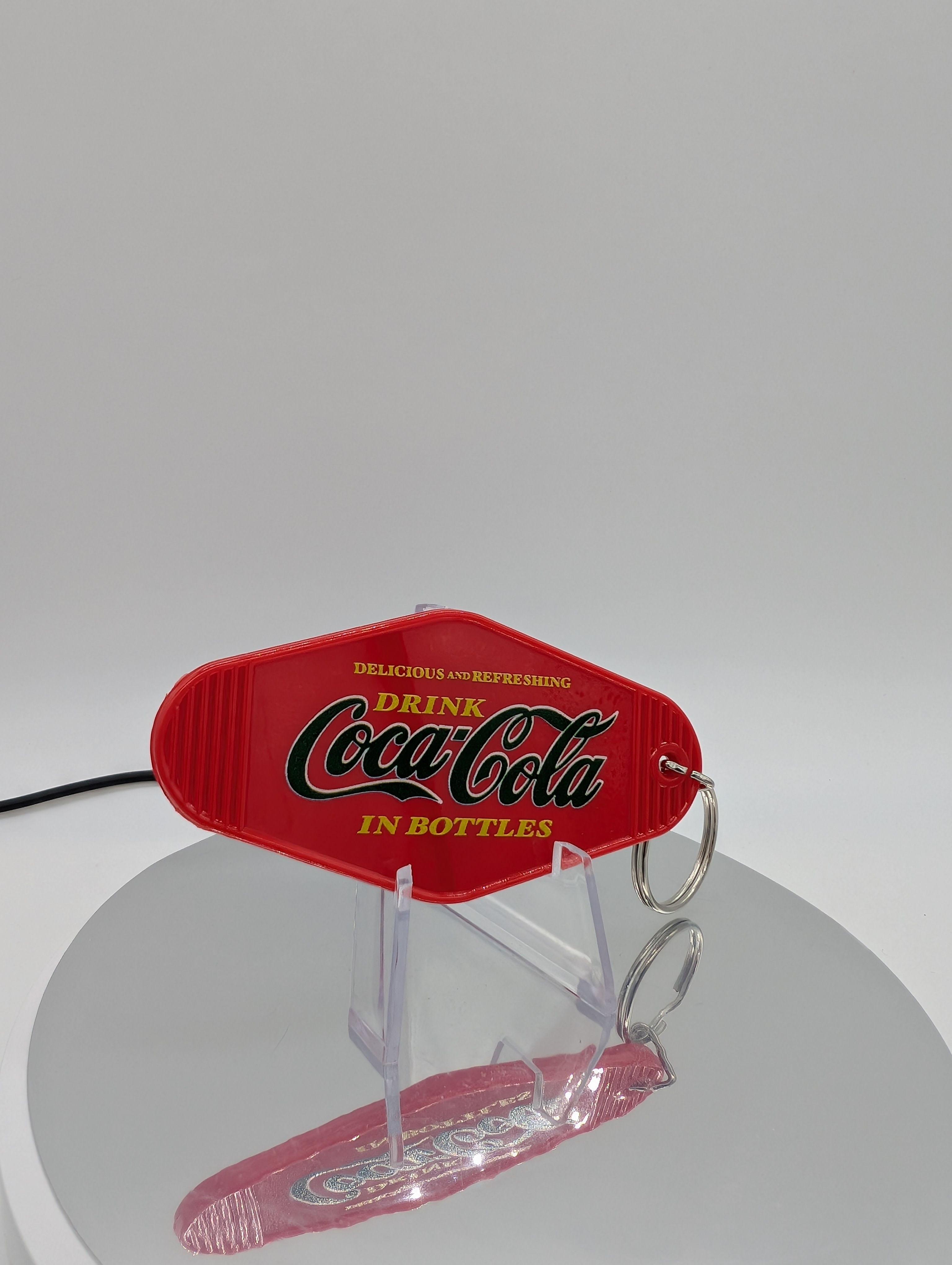 🥤🔑Vintage Style Coca-Cola Motel/Hotel Keychain - Brand New! 🥤🔑 - photo 5