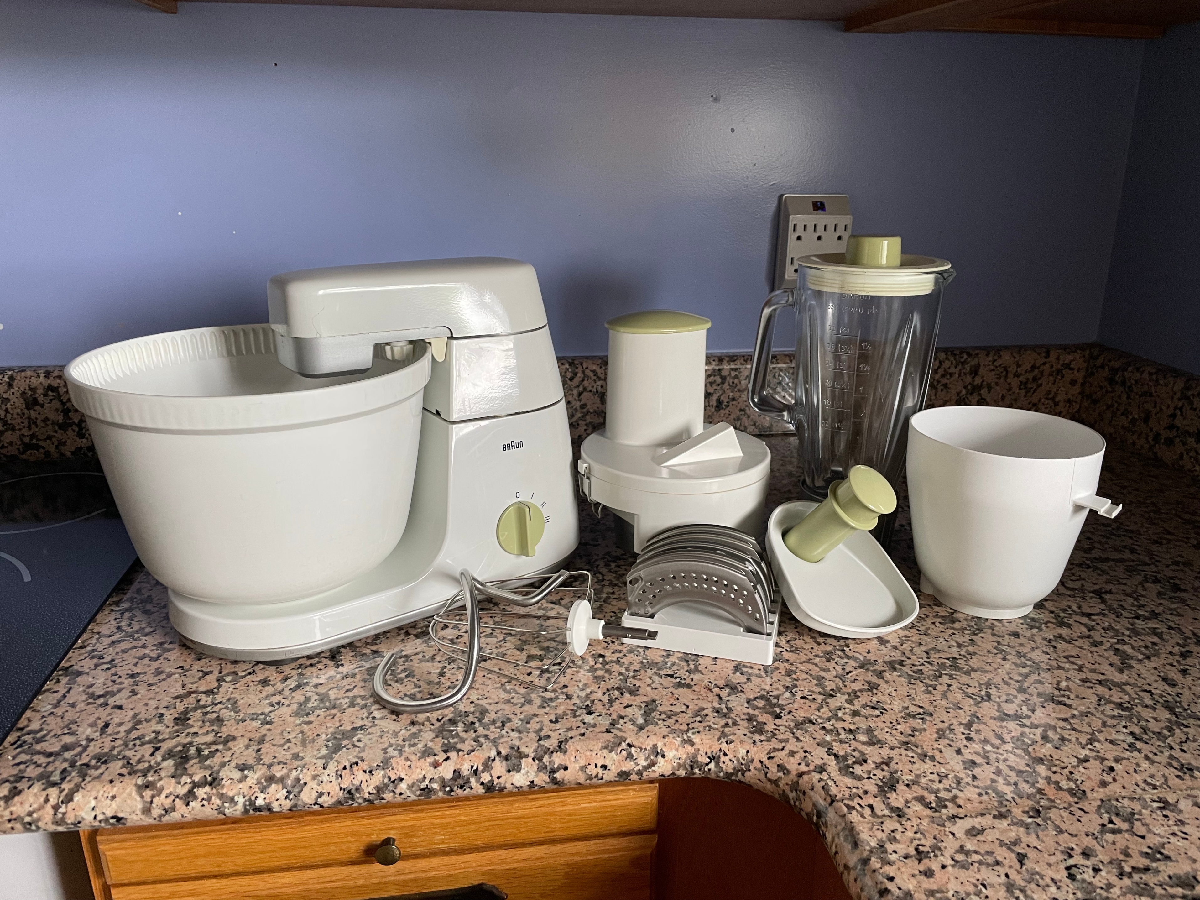 Vintage Braun KM32 Countertop Kitchen Machine