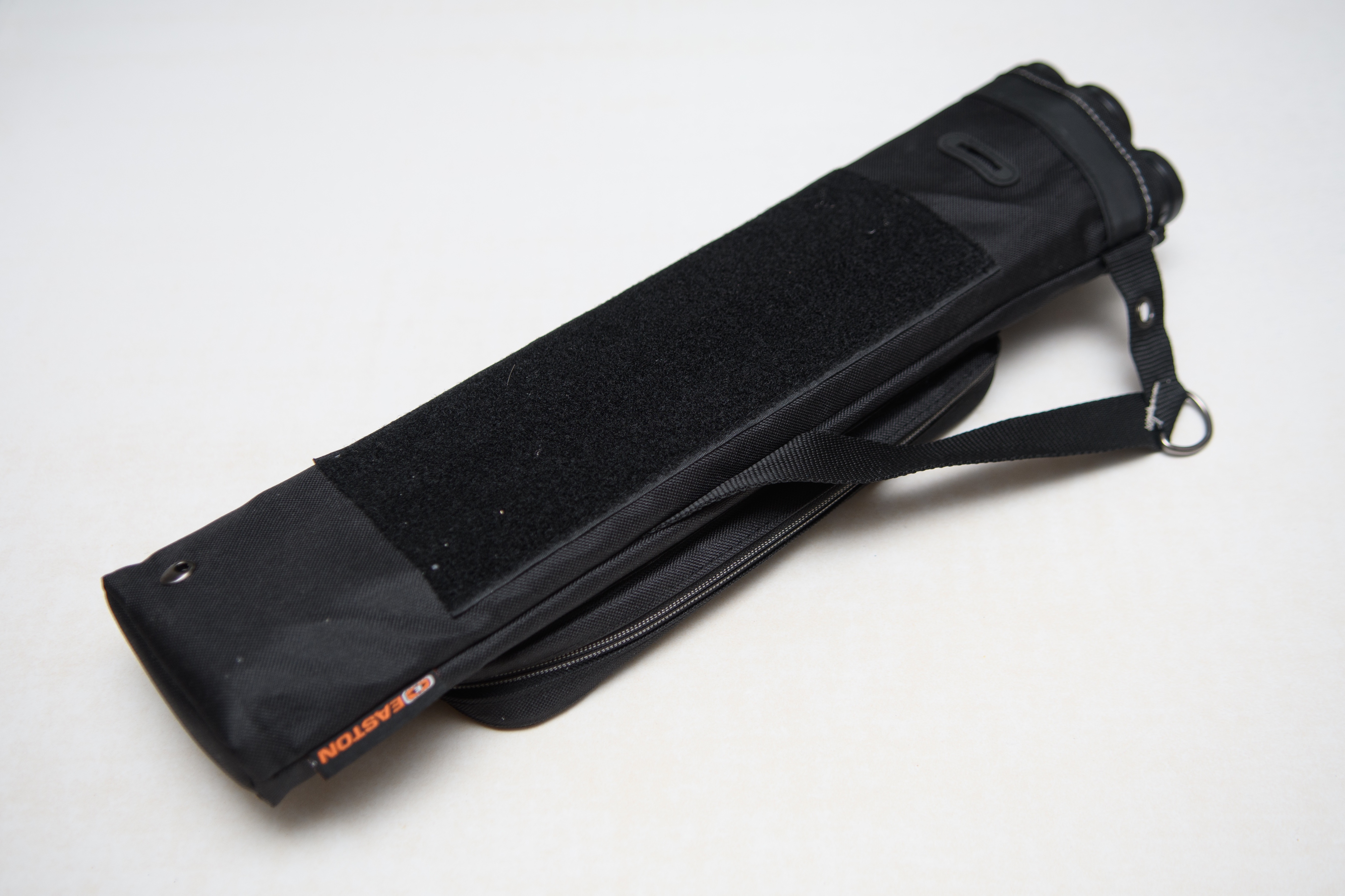 Easton Aluminum Flipside 3-Tube Hip Quiver + Forearm Guard - photo 2
