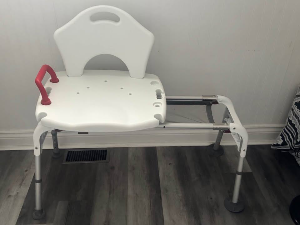 Sliding transfer chair