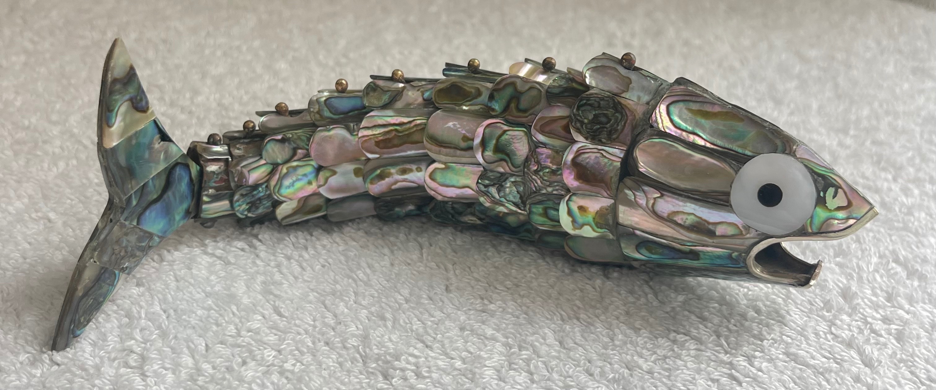 Vintage 8" Articulated Abalone Fish (Bottle Opener) - photo 2