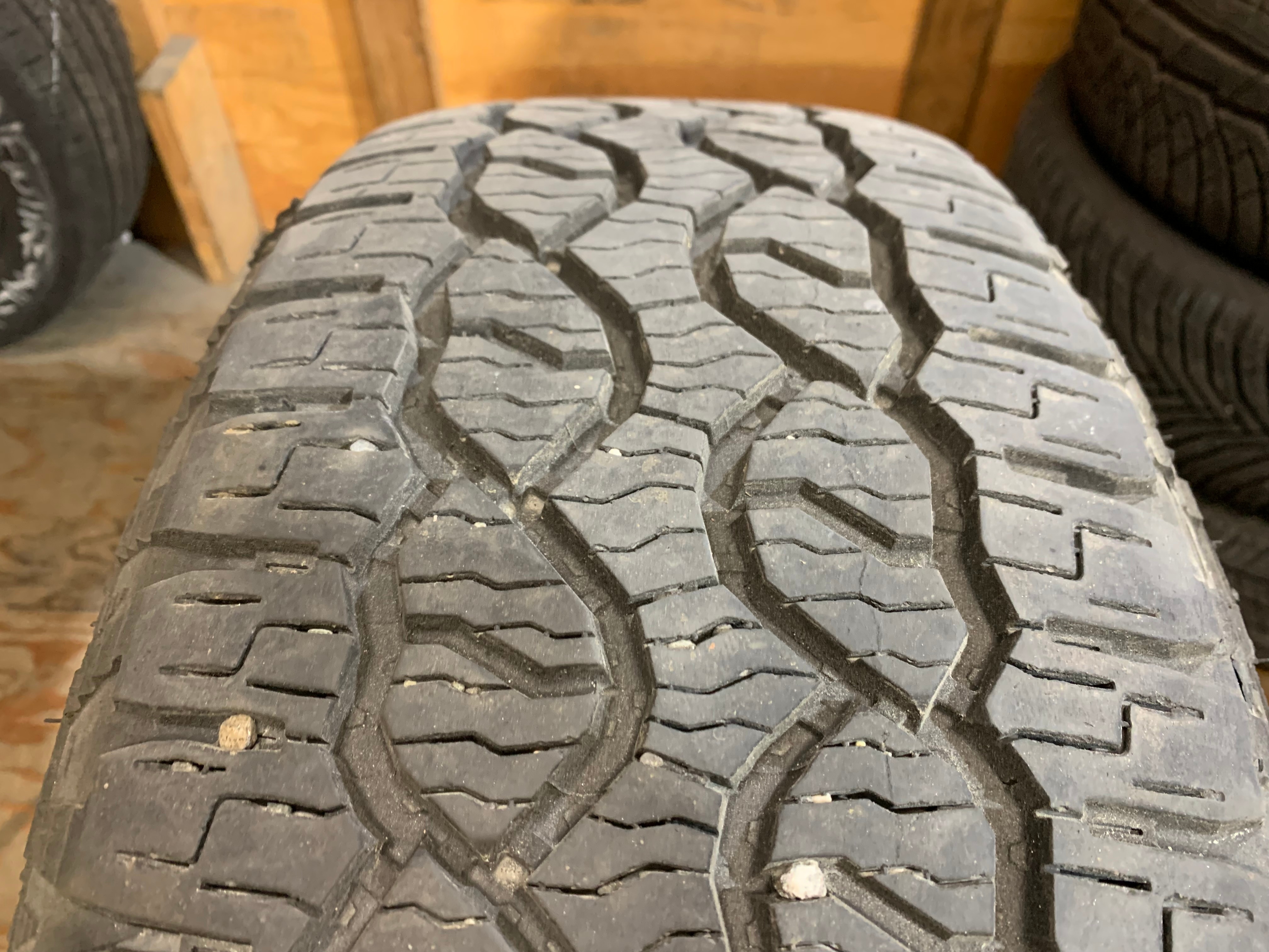 1 X single 275/65/18 M+S Goodyear Wrangler Territory A/T 95% - photo 3