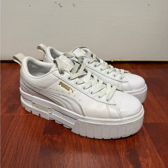 Puma Mayze Stack Platform Sneakers - Size 7 US