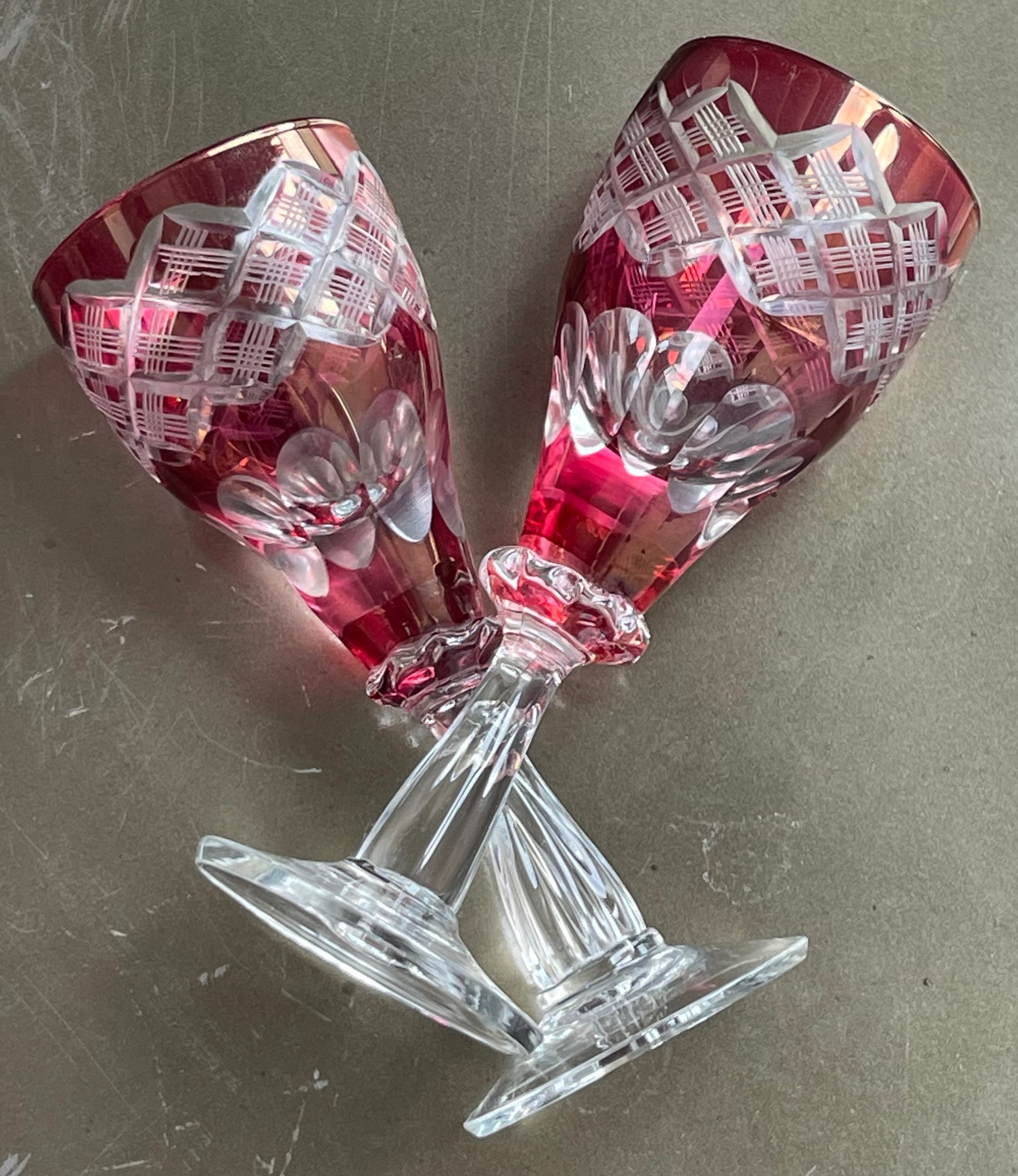 2 Vintage 4" Cranberry Cut-to-Clear Crystal Glasses - photo 3