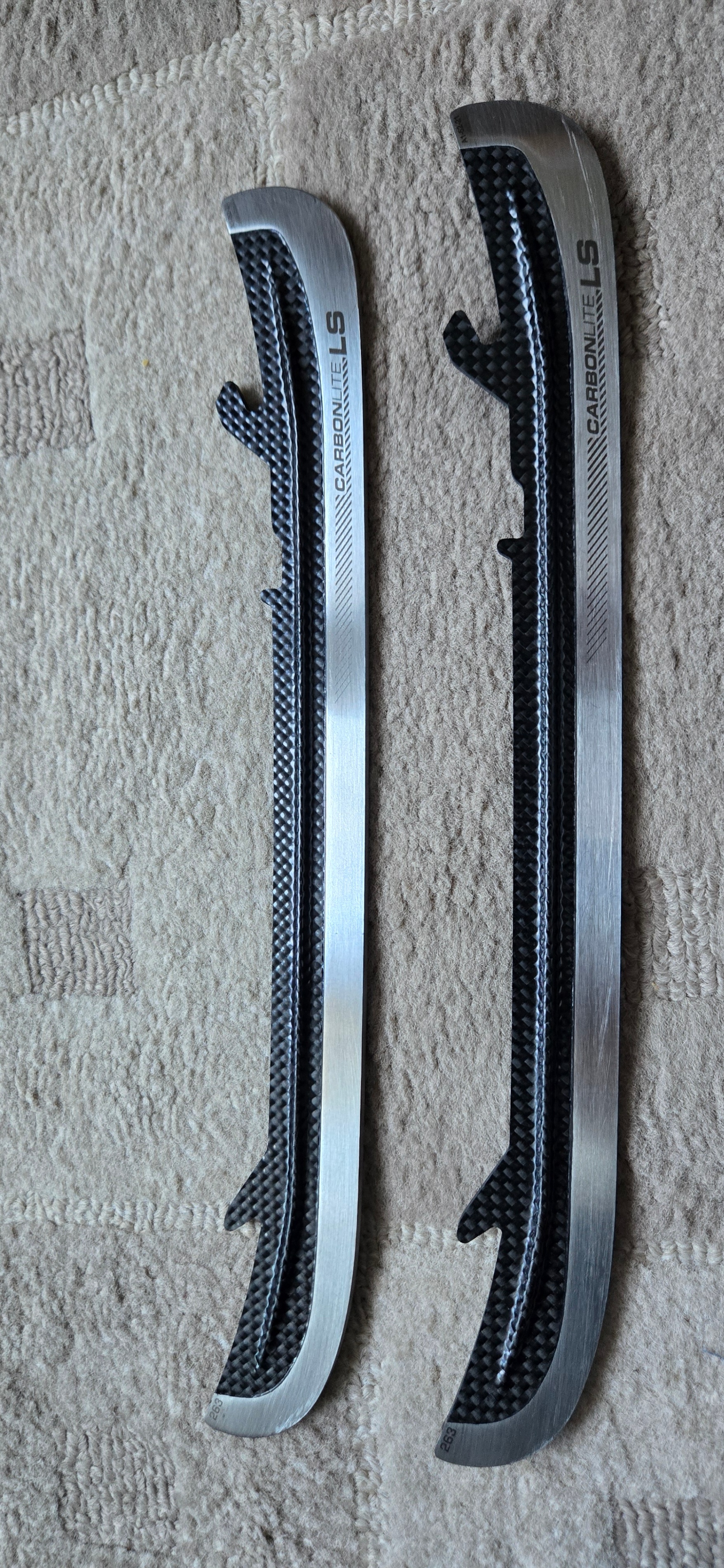 Bauer Carbonlite blades for size 6.5 (263) skates - photo 2