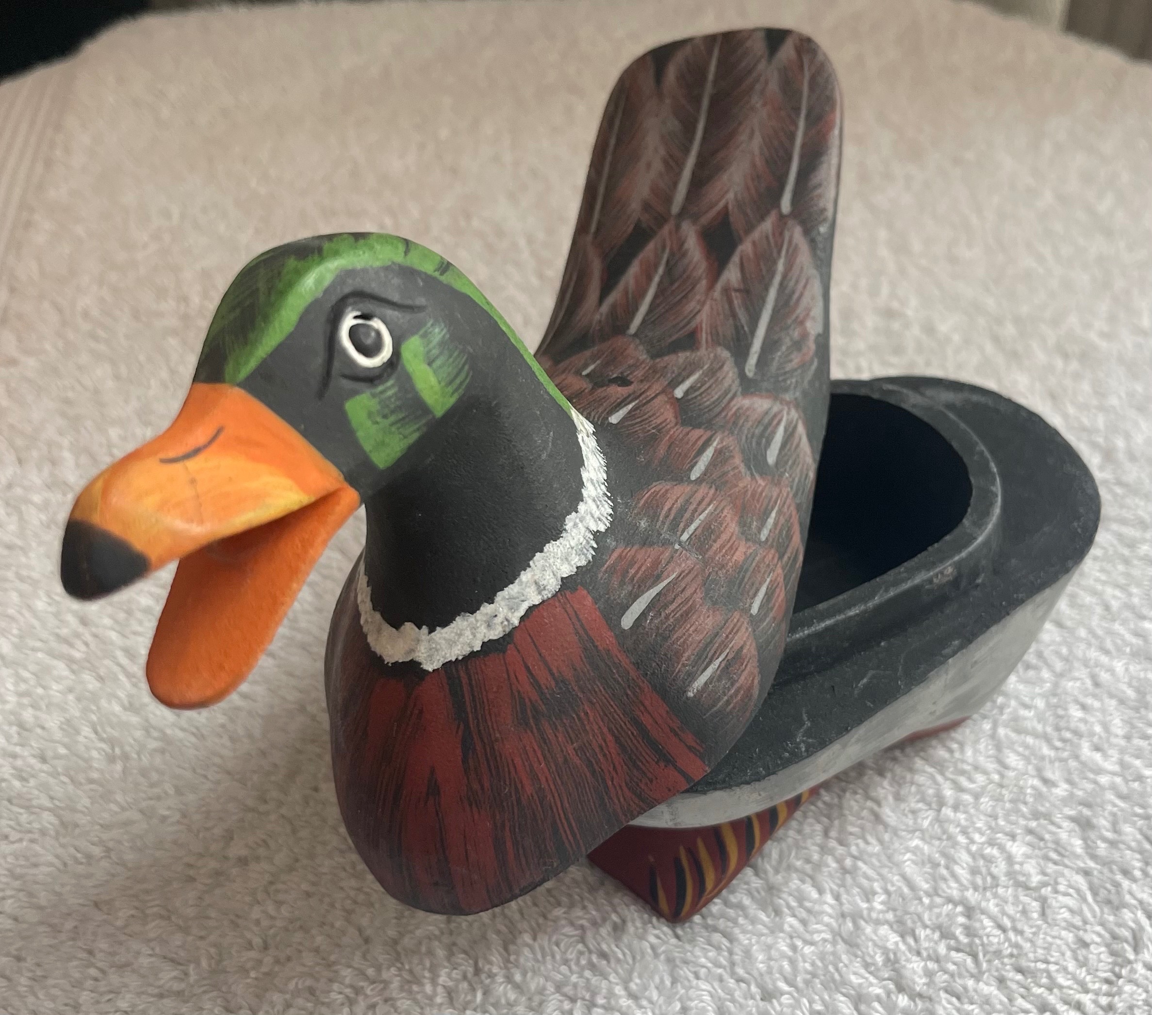 Vintage 7" Hand-Painted Wooden Duck Box - photo 2