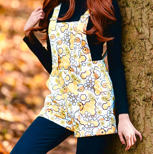Honey Bee Print Shorts Overalls for Women