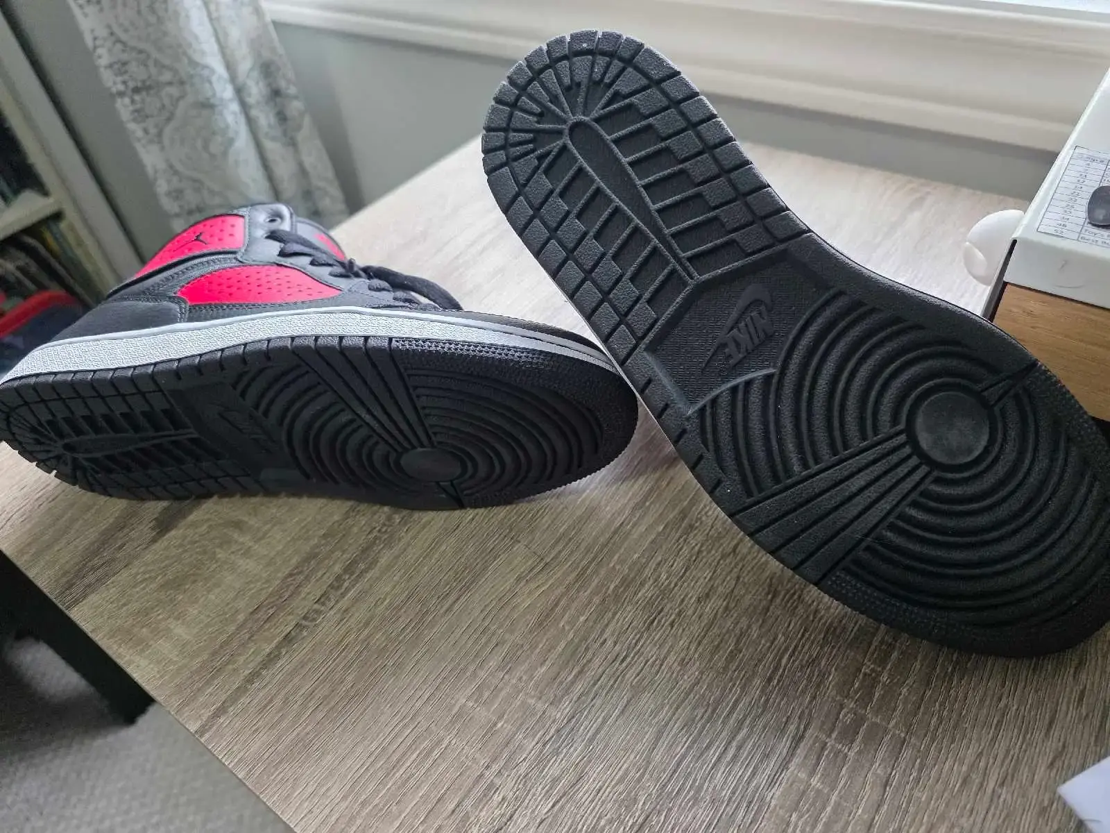 Nike Air Jordan Jumpman sneakers - photo 3