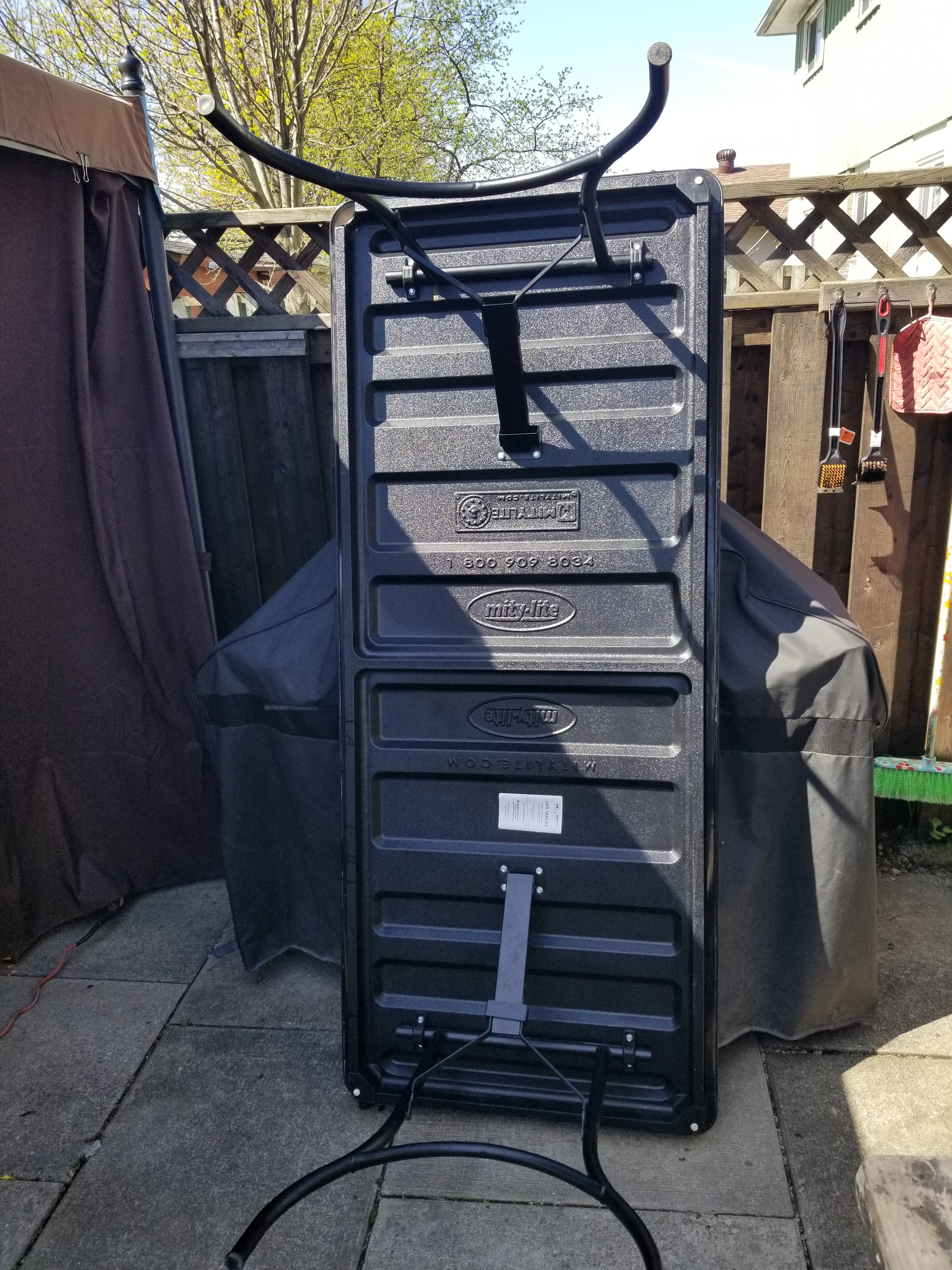 MityLite 72"x30" Table with folding legs - photo 3