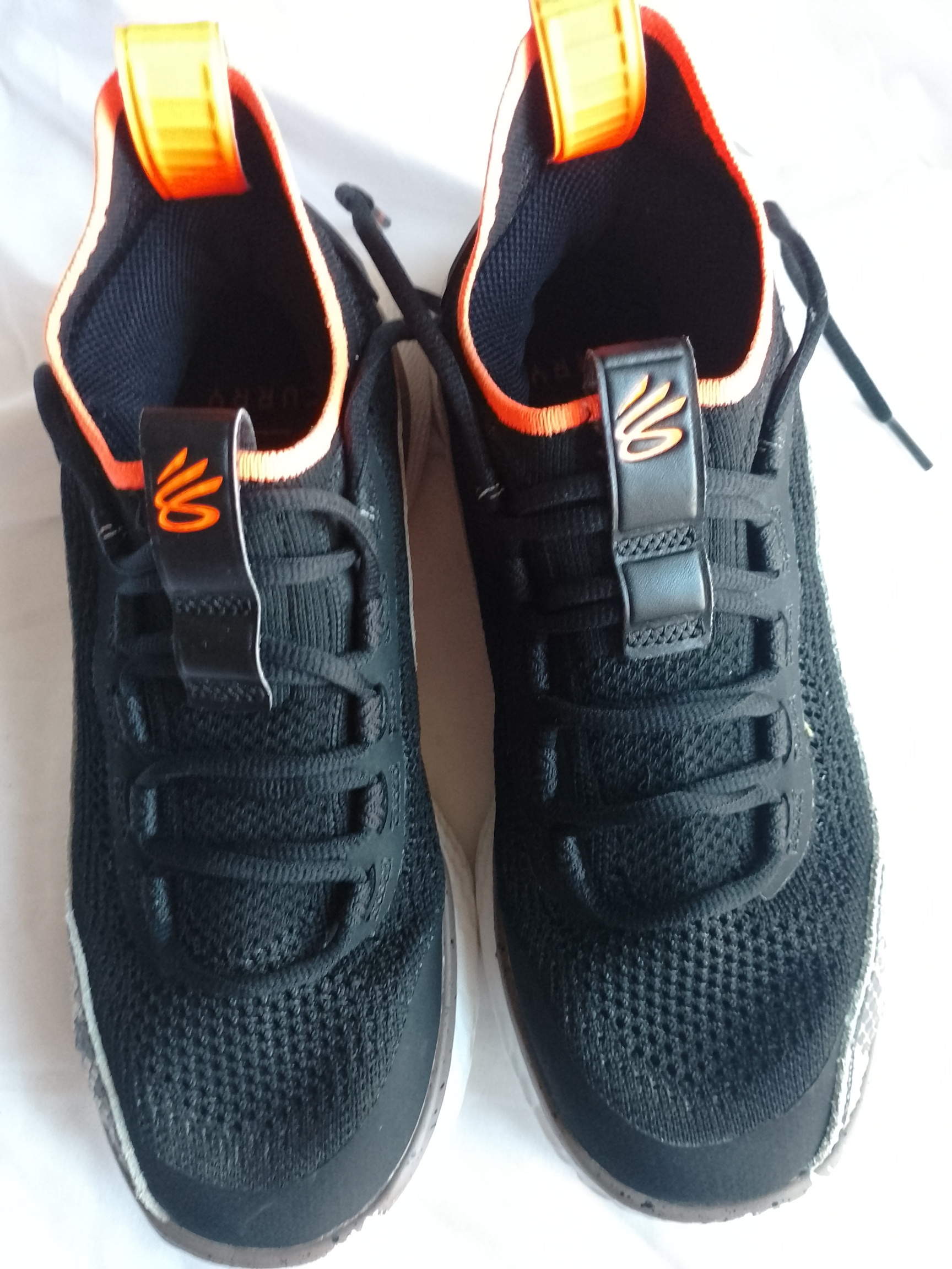 Under Armour Curry 8 GS Black/White Size 7Y - photo 4