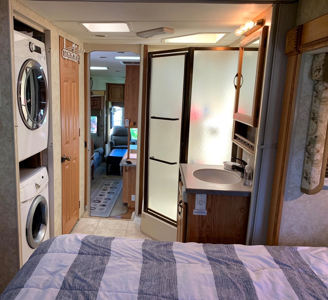 36ft Holiday Rambler Presidential - photo 2