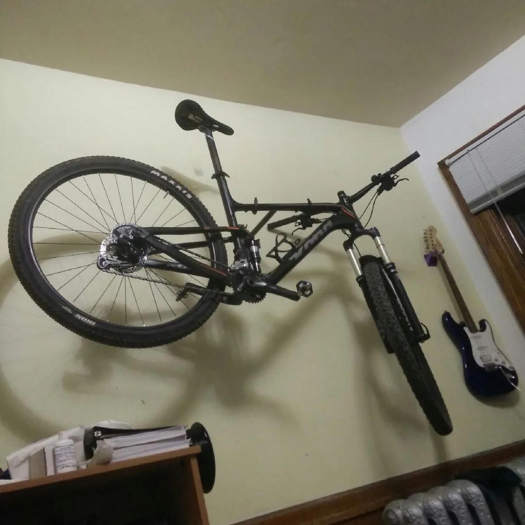Black Metal Bicycle Wall Mount