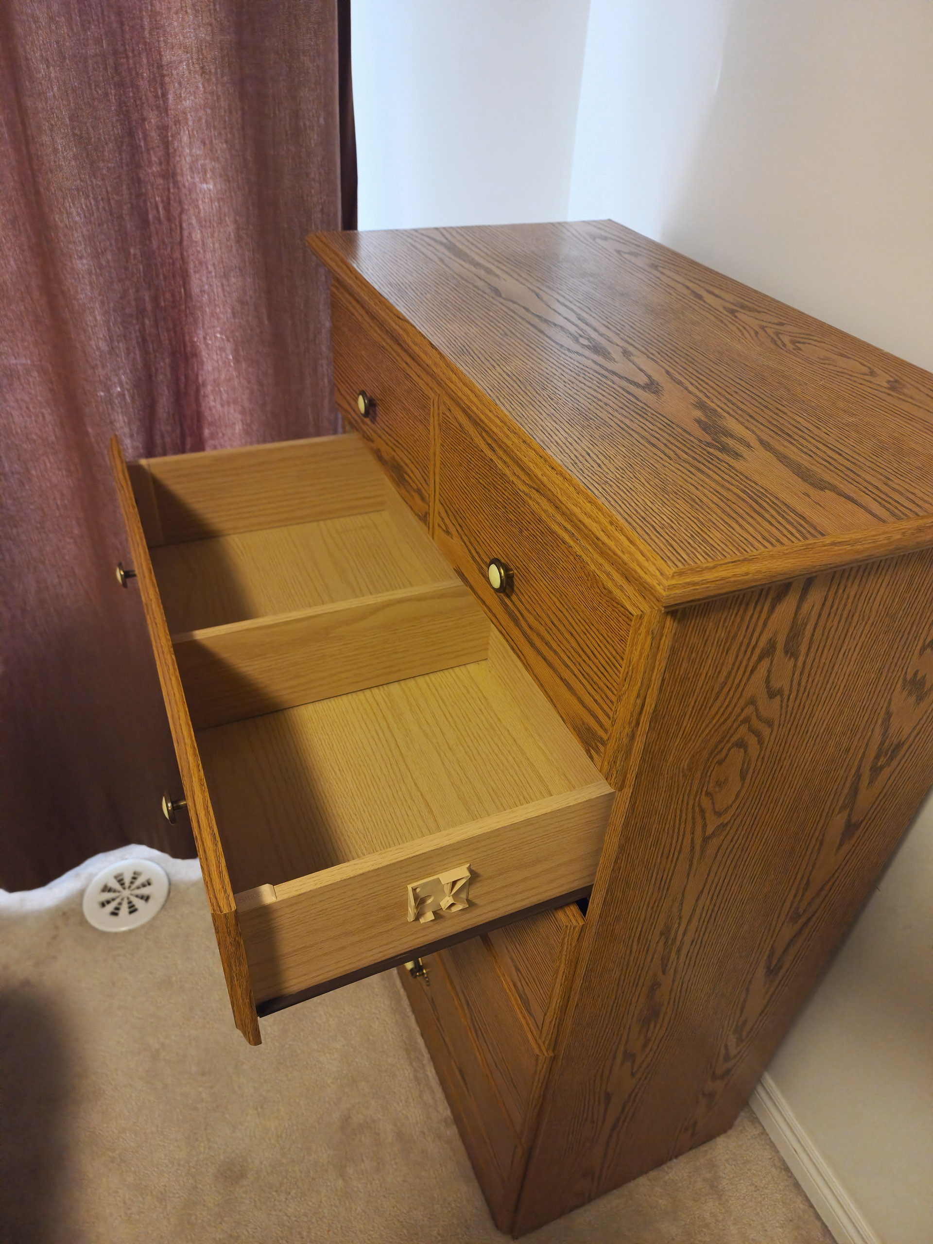 Solid 5-Drawer Chest – Oak Finish | Classic & Durable! - photo 3