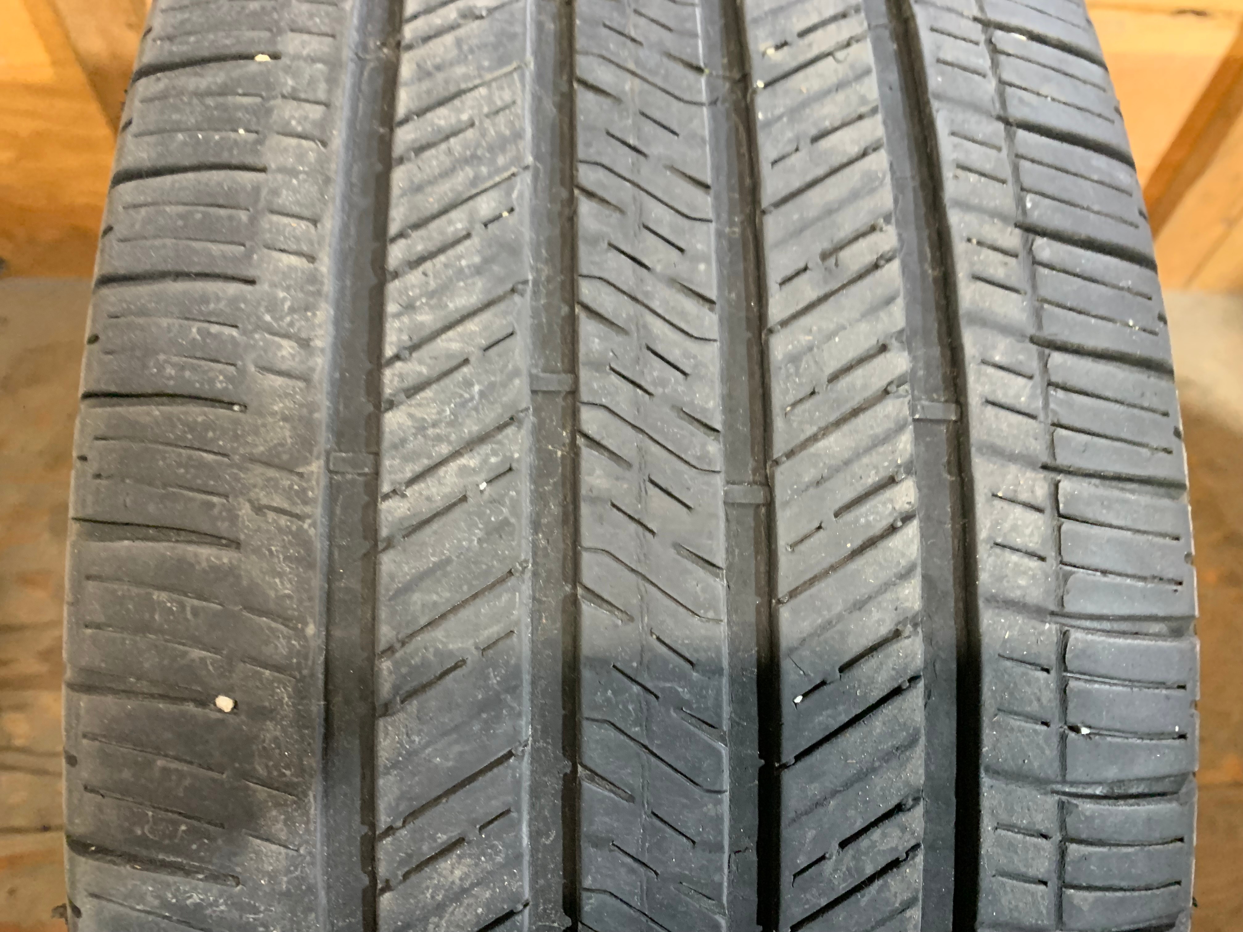 1 X single 285/45/22 M+S Goodyear eagle touring with 50% tread - photo 2