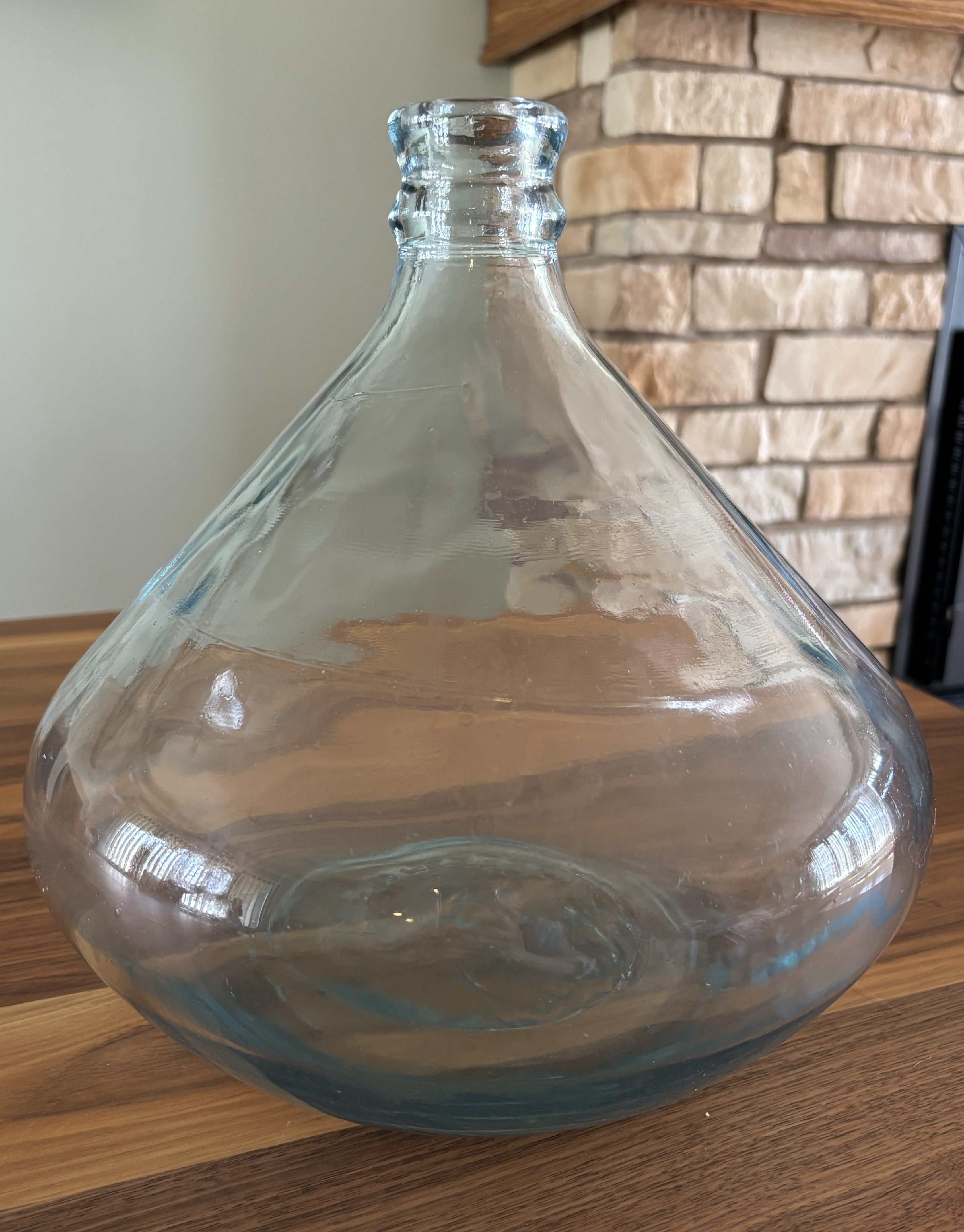 CRISA BLUE HUE CARBOY BOTTLE, 2 GAL