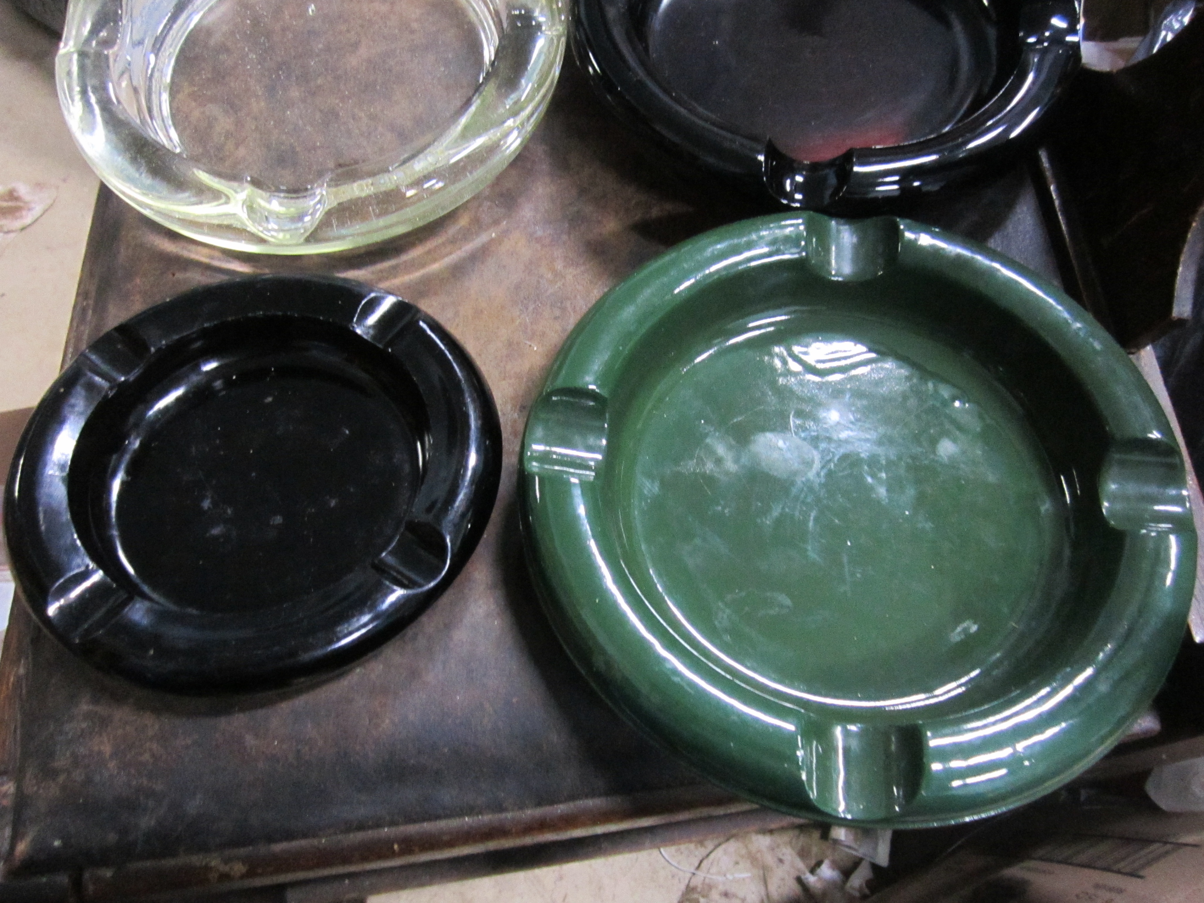 Variety of Ashtrays - photo 2