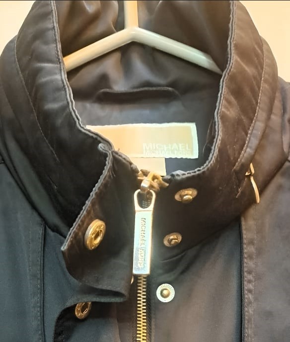 Authentic Michael Kors Utility Jacket, Small Excellent Condition - photo 4