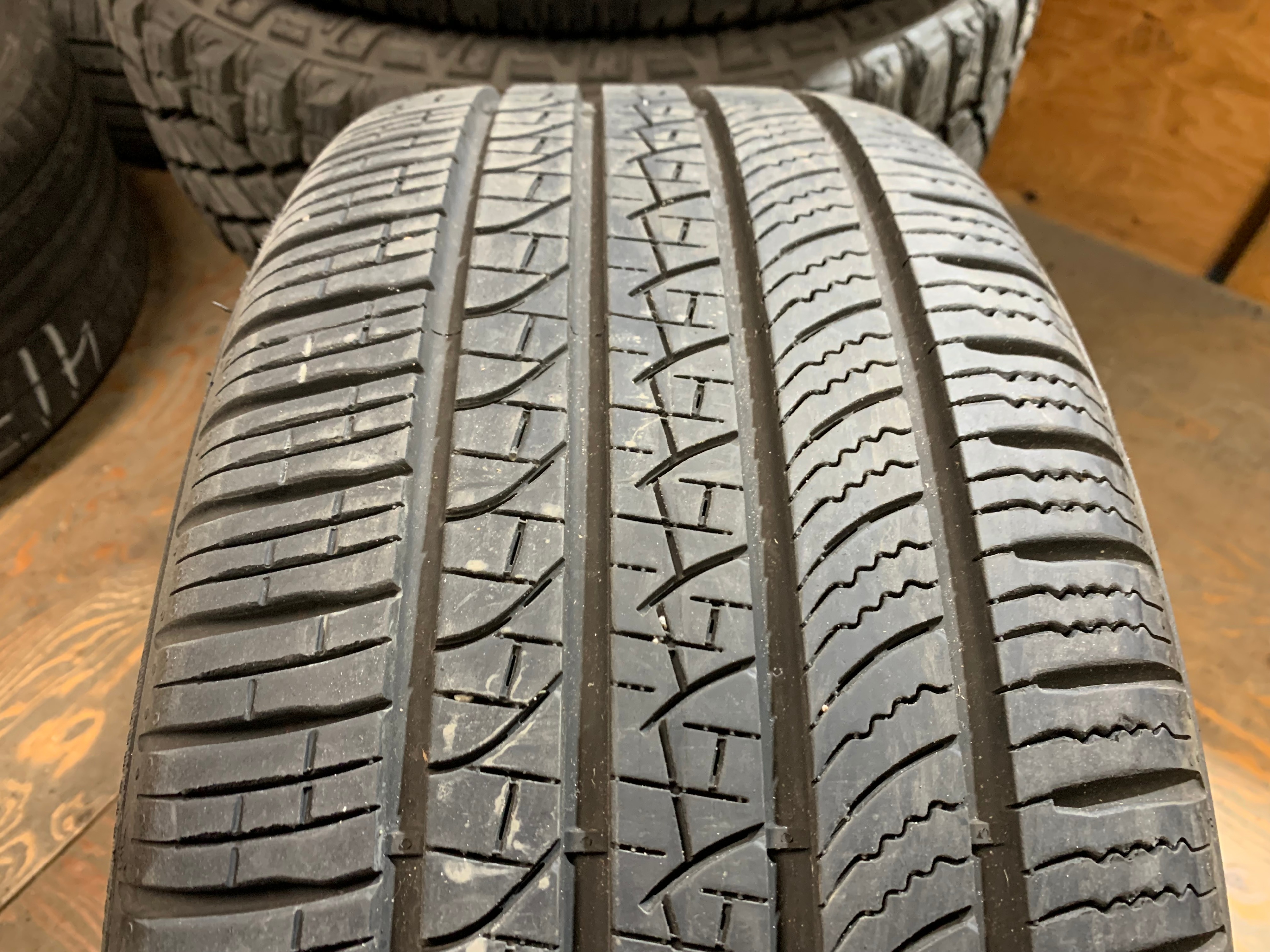1 x single 245/40/19 98H M+S Pirelli Pzero A/S with 90% tread - photo 3