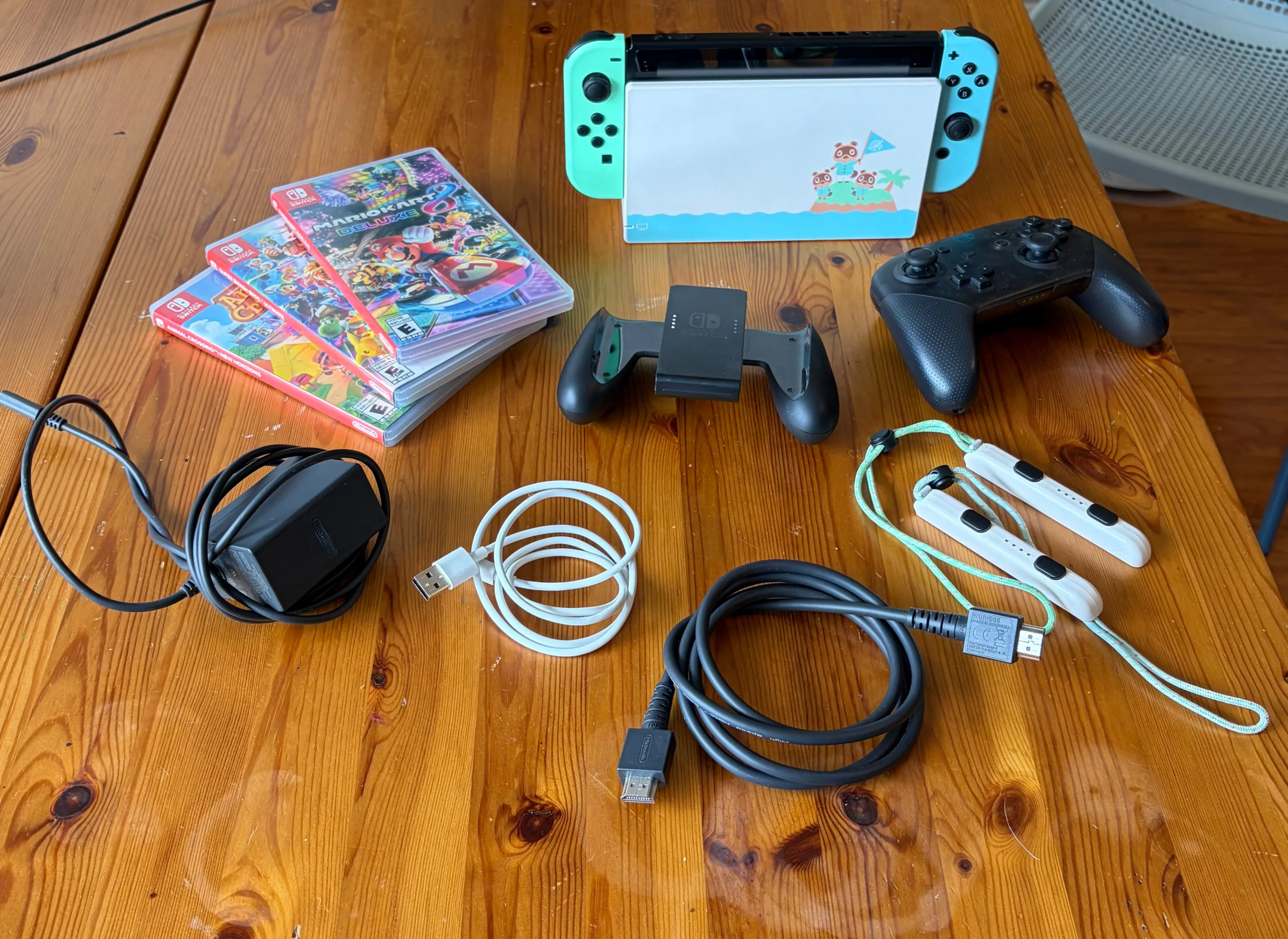 Nintendo Switch Animal Crossing: New Horizons LE – Complete