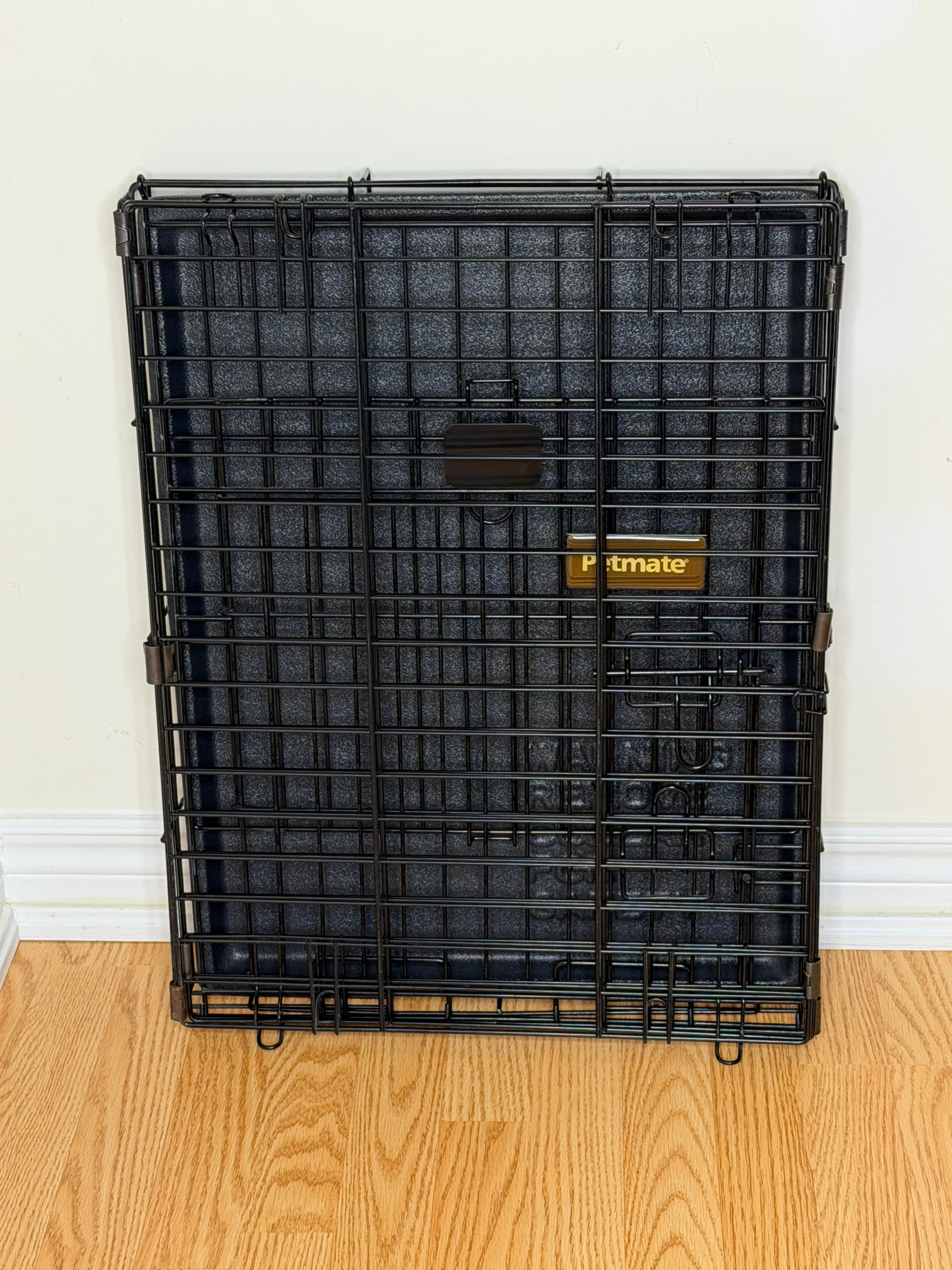Petmate Metal Dog Crate/Kennel with Mat - Excellent Condition - photo 5