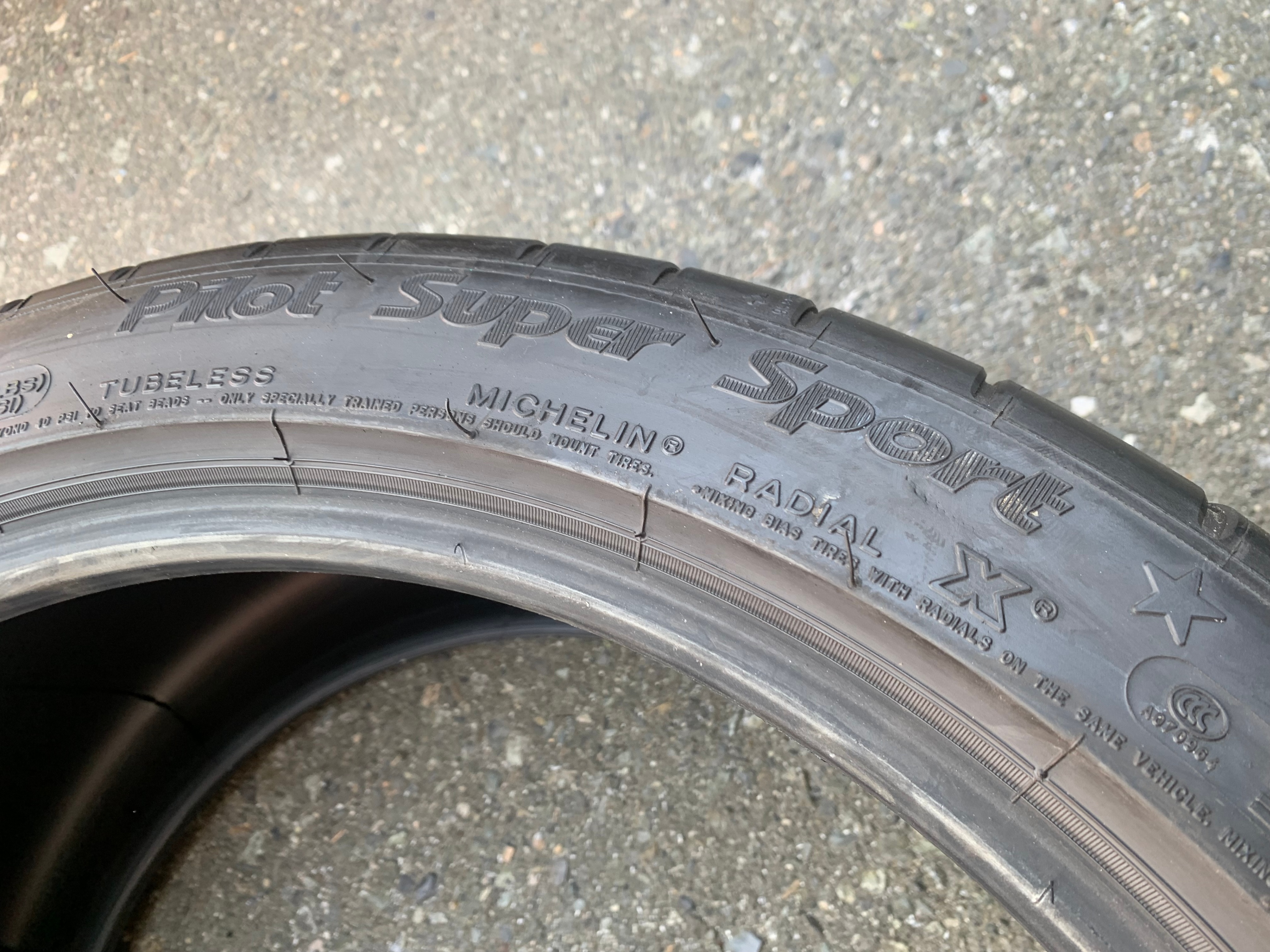 PAIR of 275/35/19 XL 100Y Michelin Pilot Super Sport with 65% - photo 5