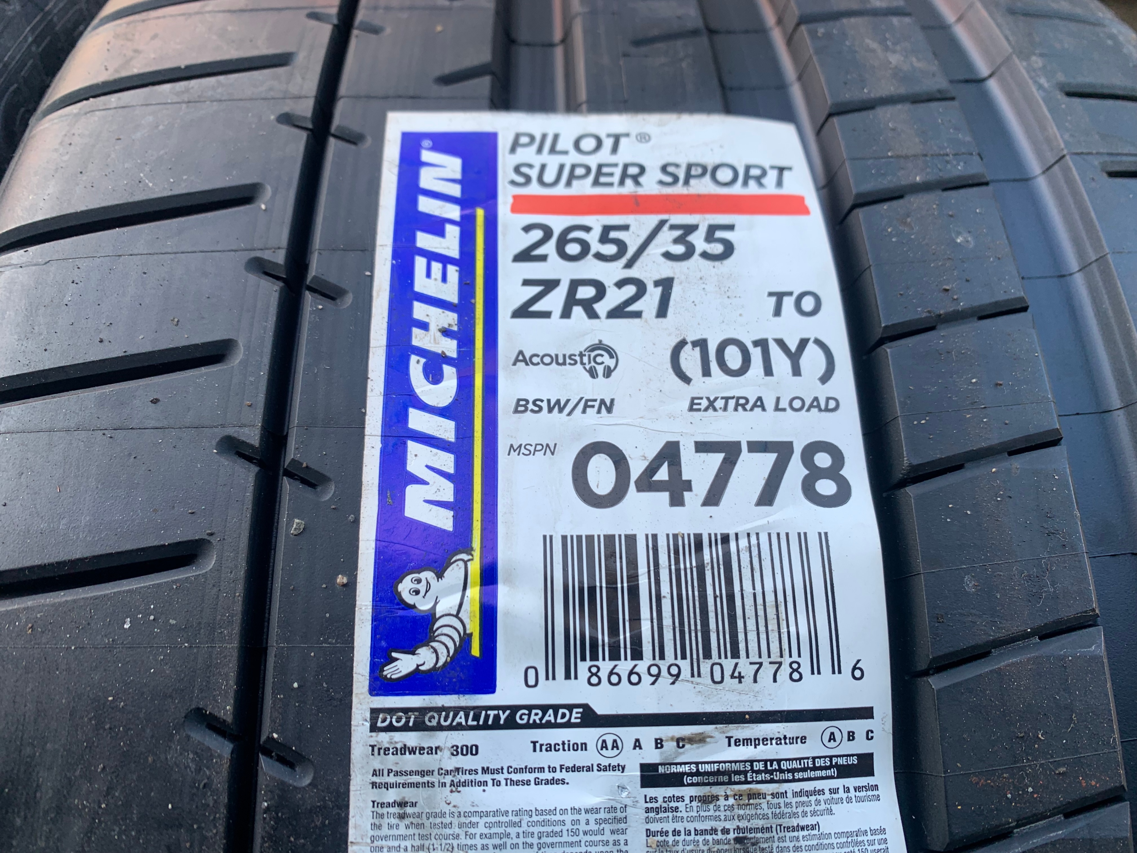 PAIR of 265/35/21 Michelin Pilot Super Sport TO B New w Stickers - photo 3
