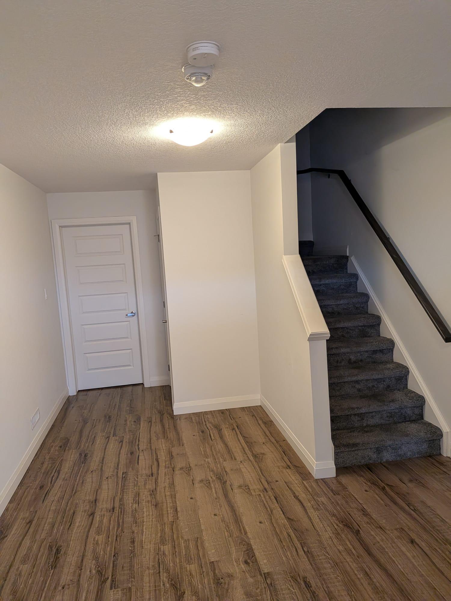 Modern 3-Bed Townhouse in South London - $2,700/mo - photo 4