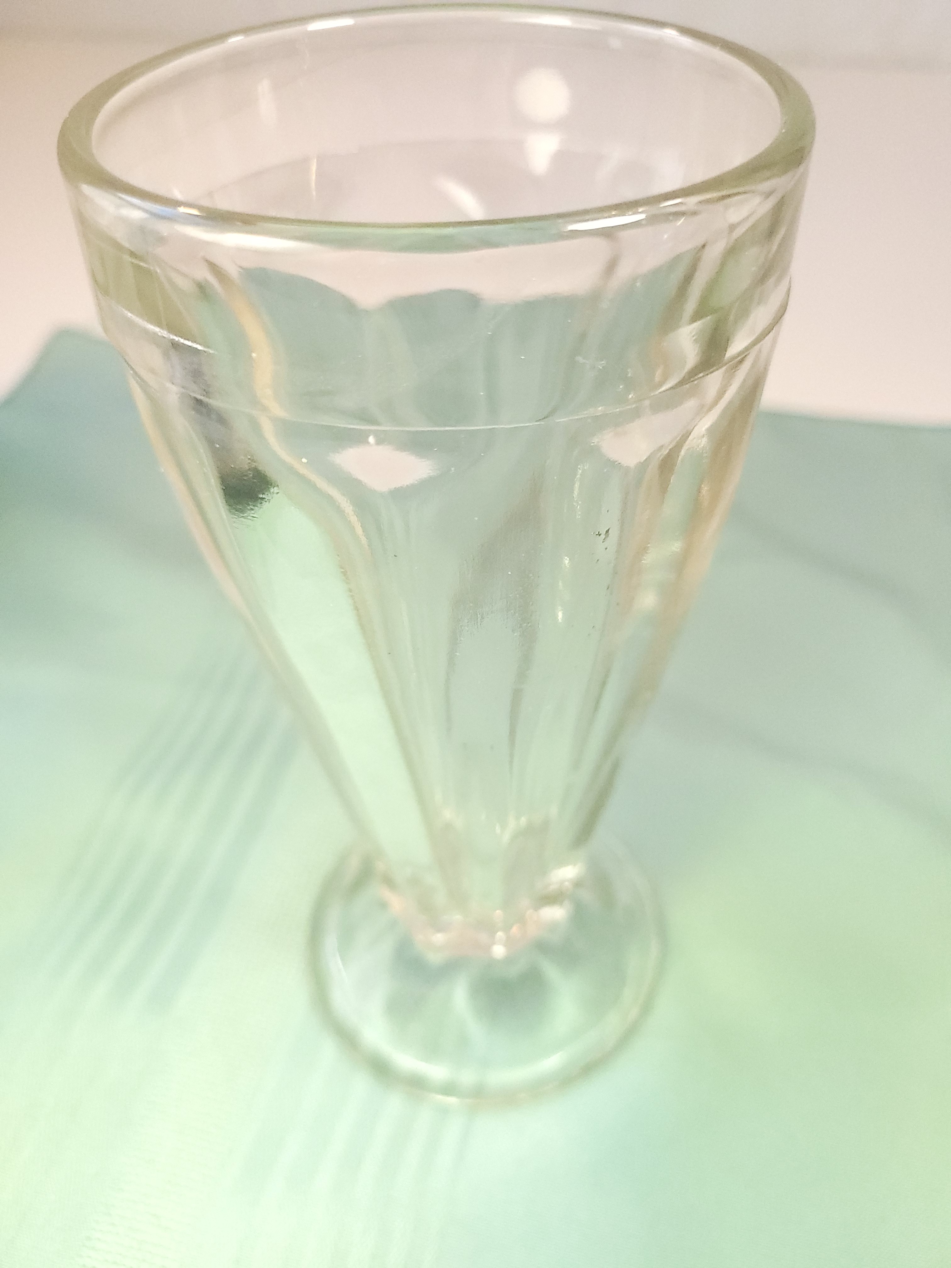 Heavy Ribbed Soda Fountain Glass – Classic 1960s Diner Milkshake - photo 2