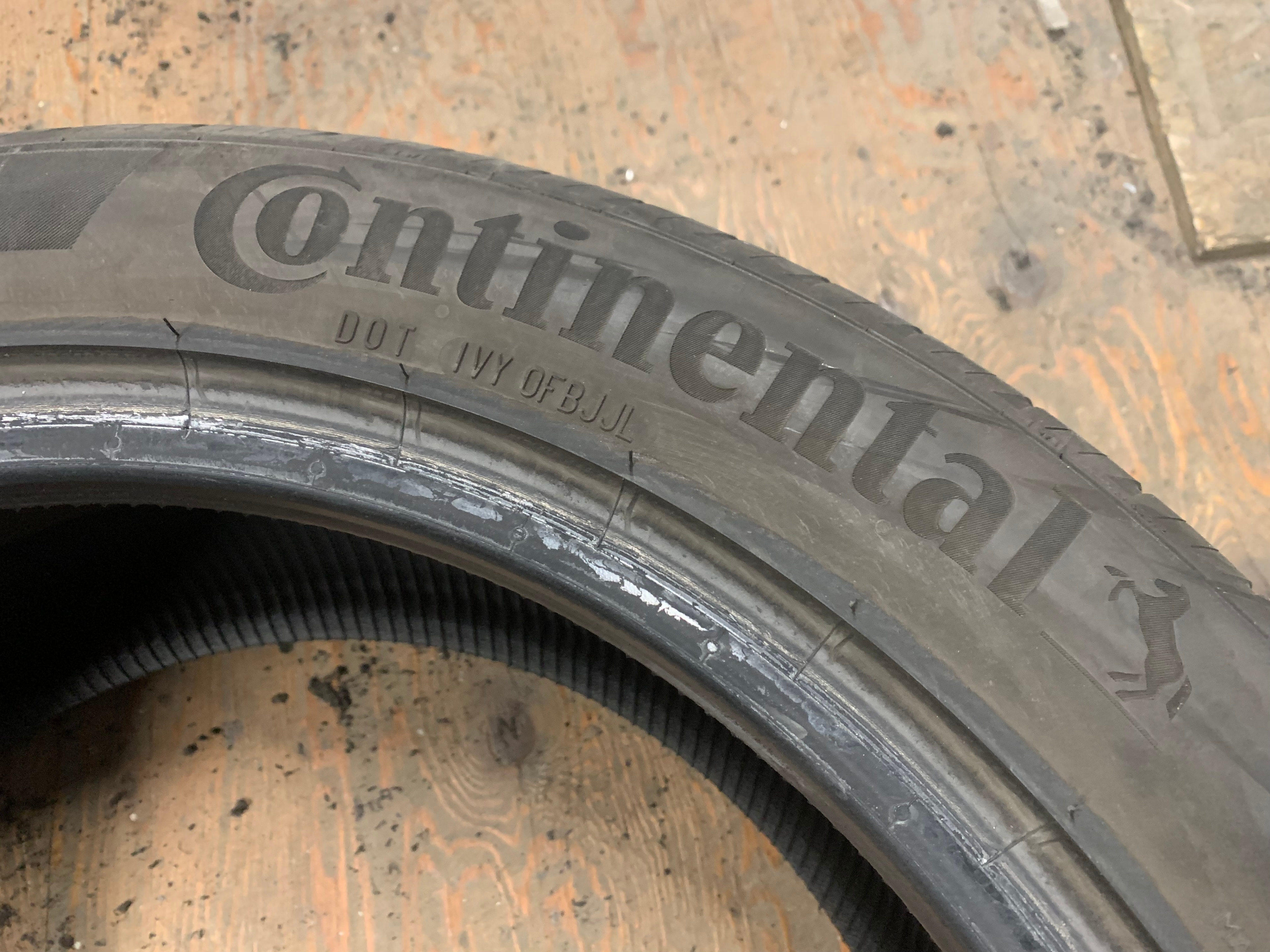 PAIR of 255/45/19 M+S Continental Pro Contact RX with 55% tread - photo 5