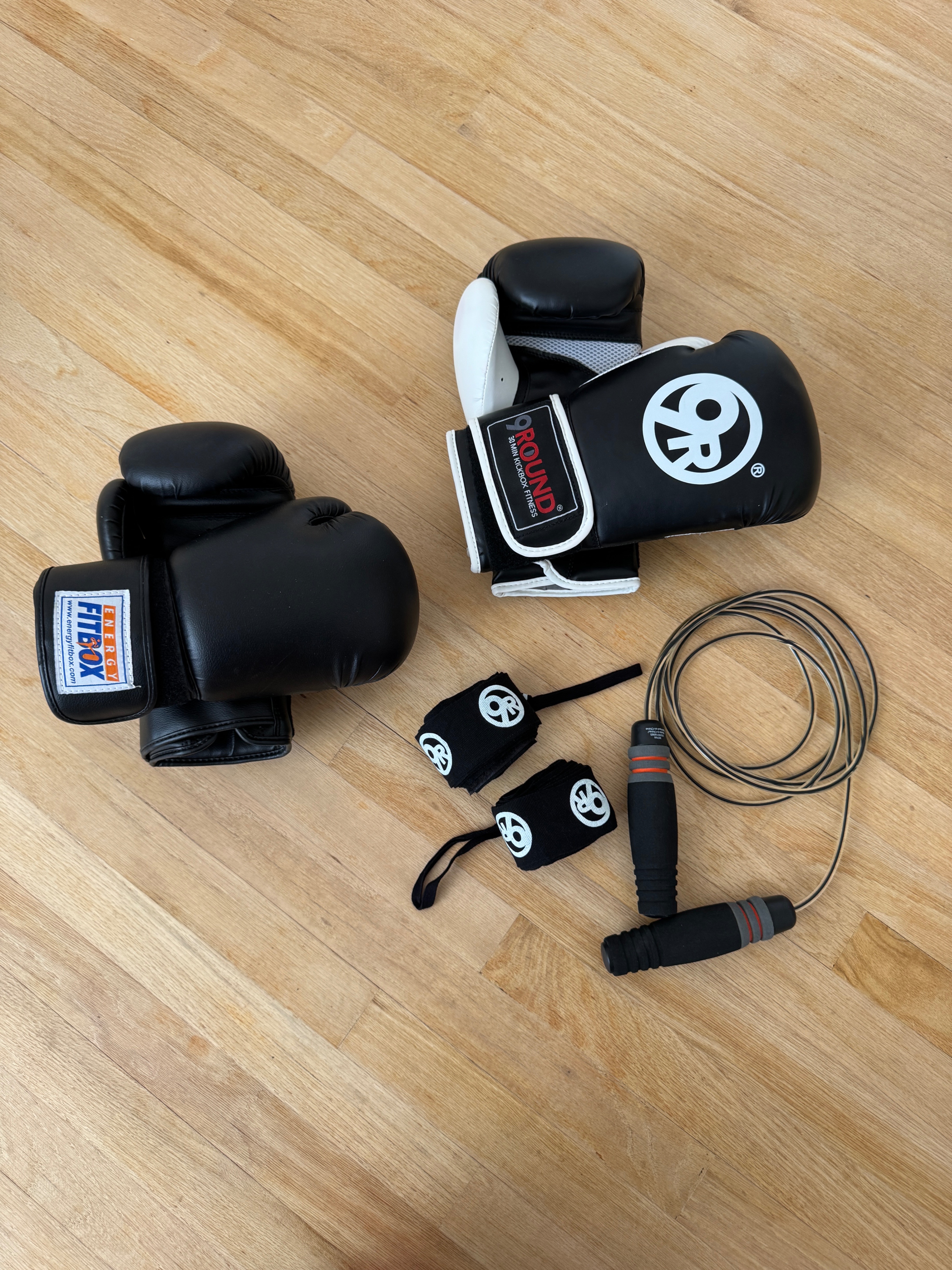 Kickboxing Boxing Gloves Wraps Skipping Rope Starter Workout Set