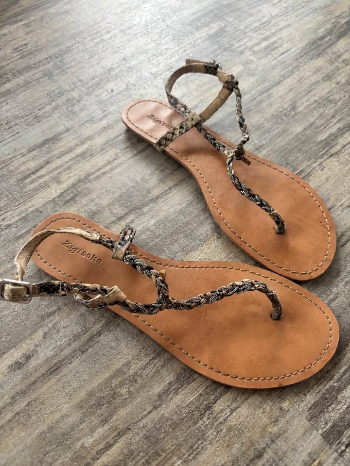 size 8 T-strap sandals