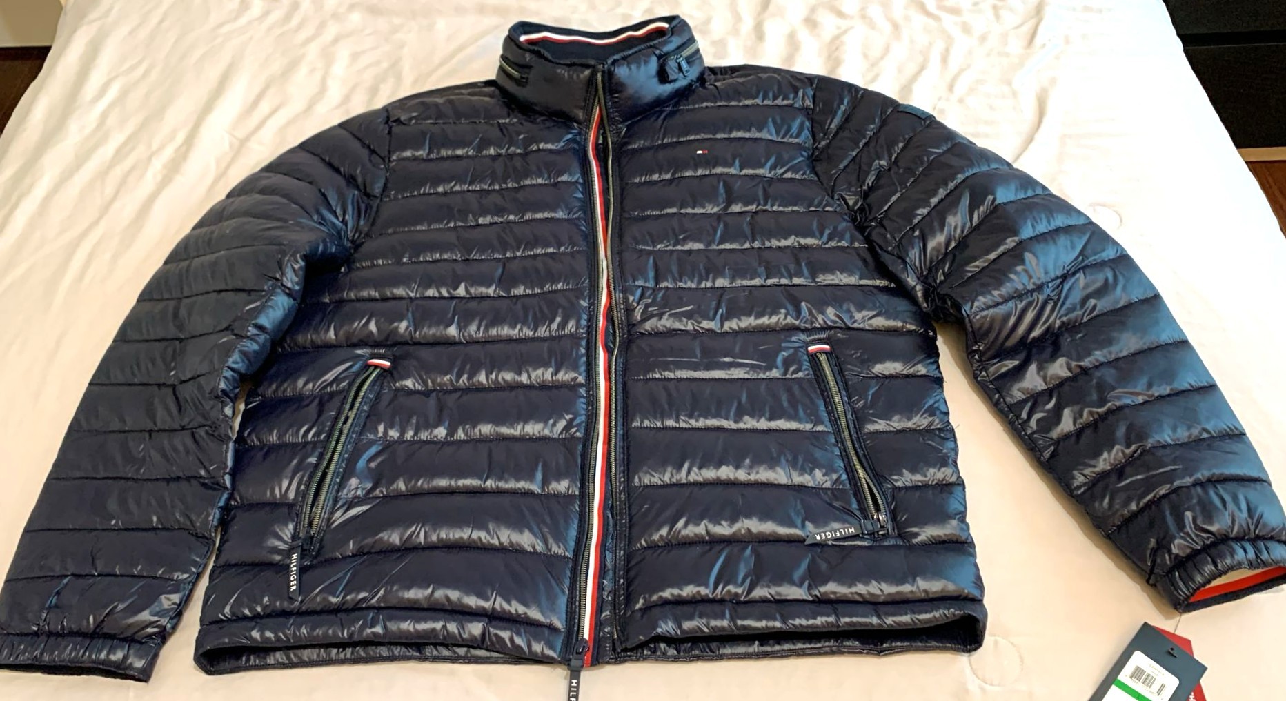 NEW Tommy Hilfiger Packable Puffer Jacket Size L
