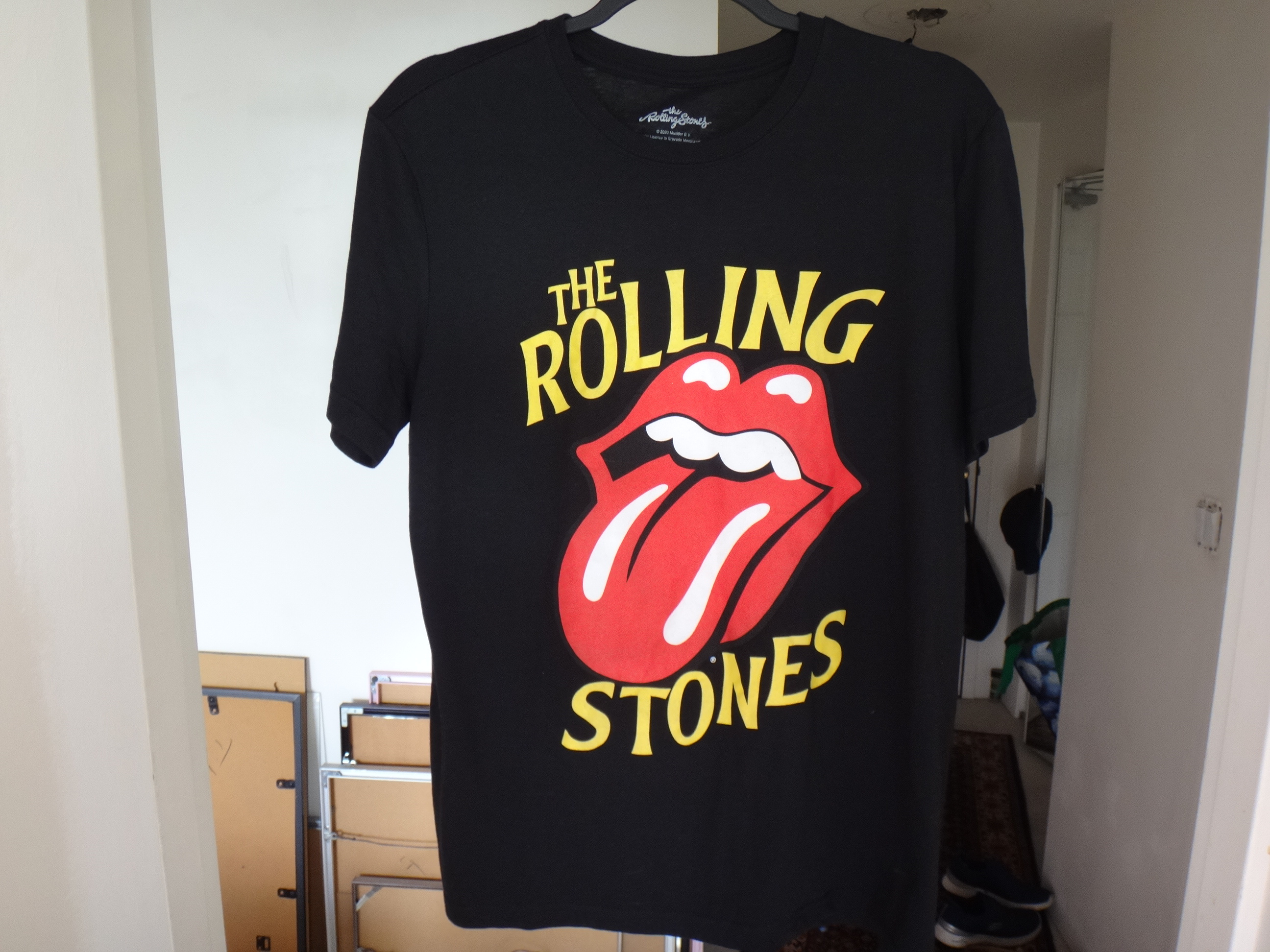 ✅🆕THE ROLLING STONES Small Black T-Shirt
