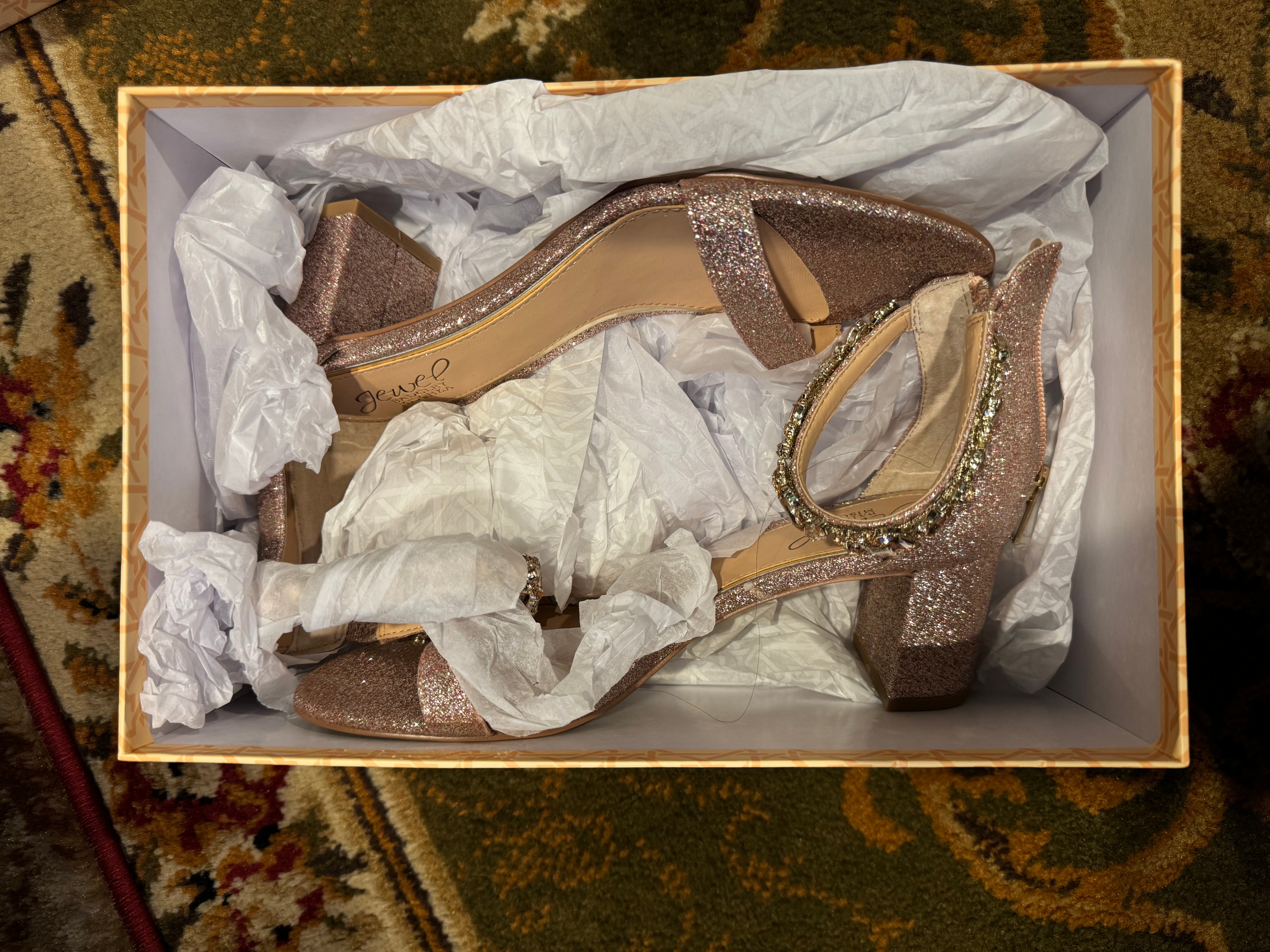 Brand New Jewel Badgley Mischka Catalina Sandals - photo 3