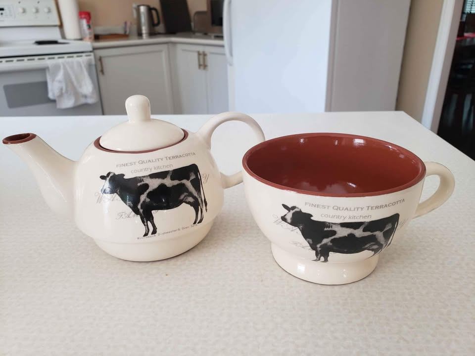 Teapot + Mug with Salt & Pepper set - photo 2