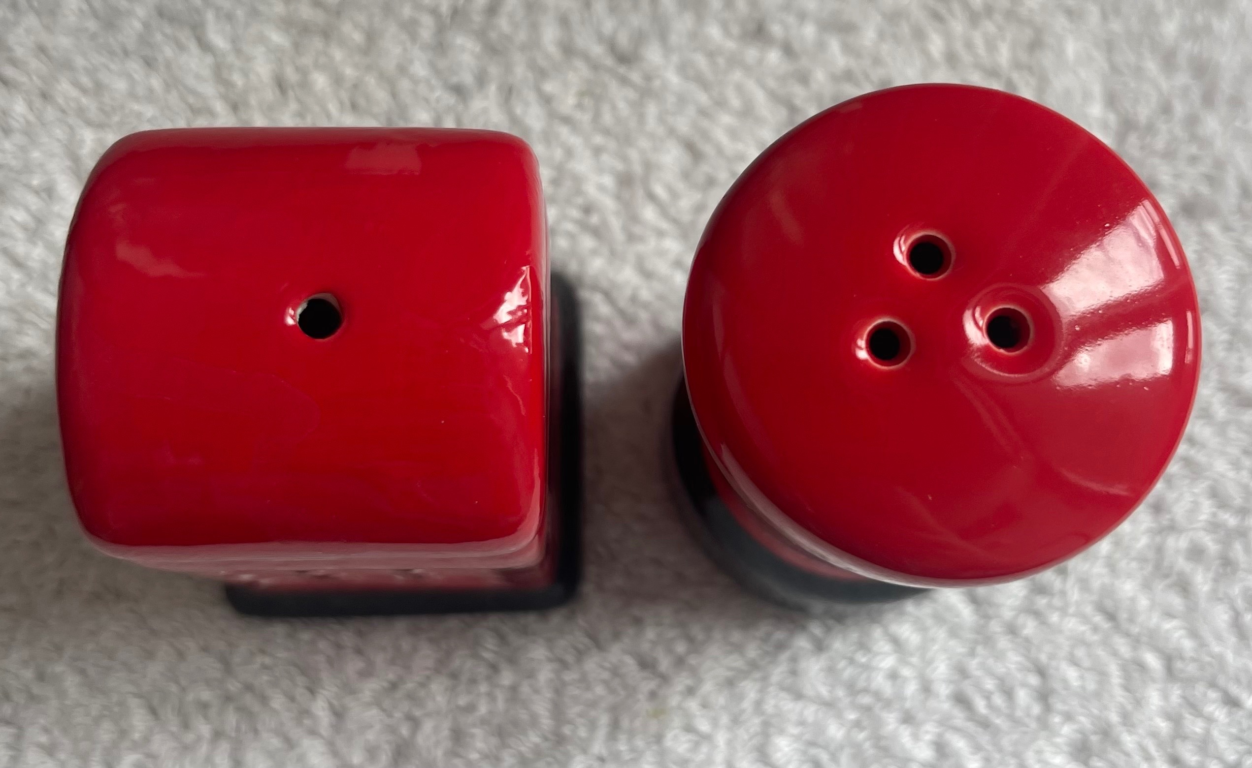 NEW London Red Telephone Booth & Post Box Salt/Pepper Set - photo 3