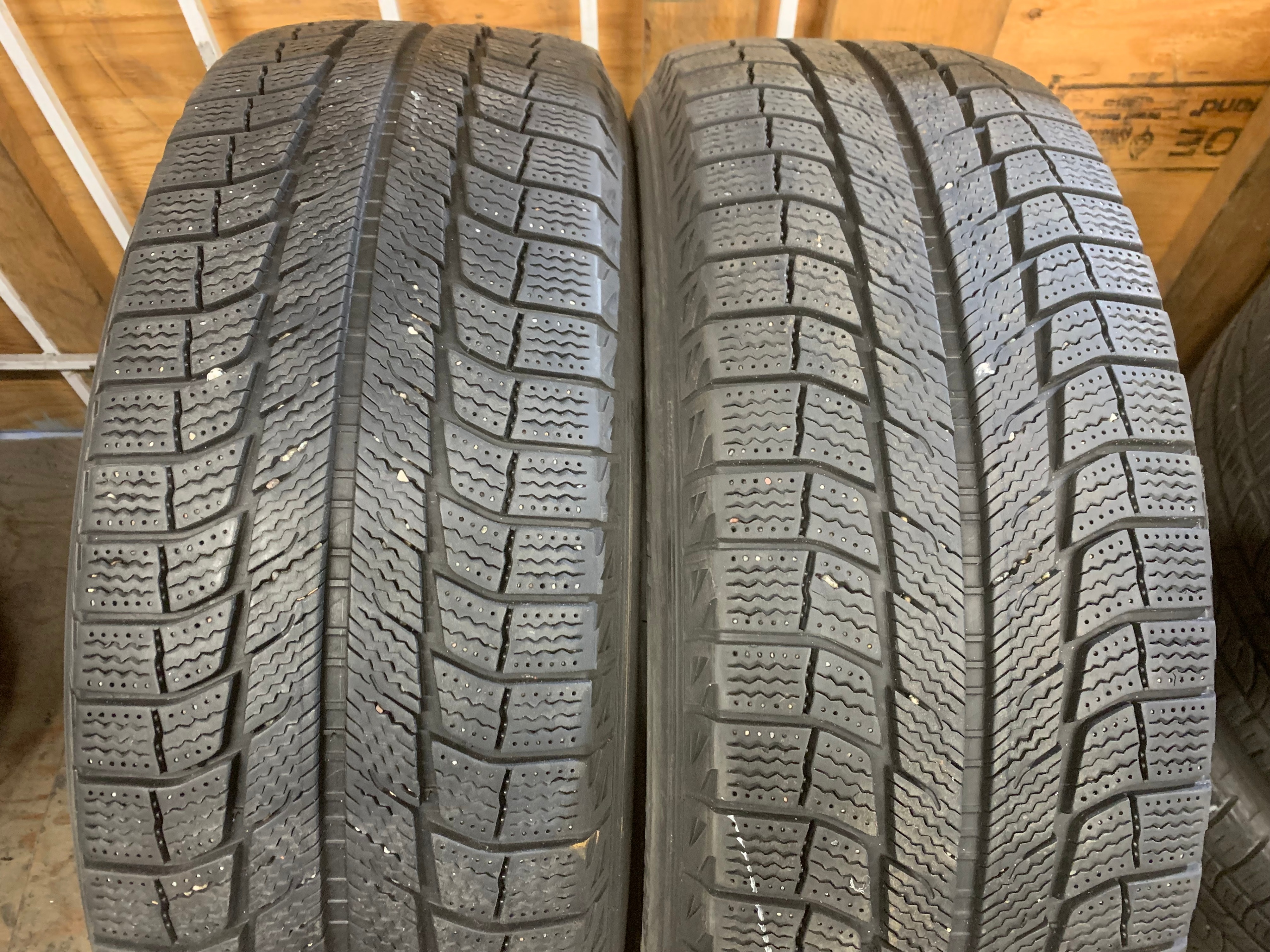 SET of 235/60/18 M+S 107T Michelin Latitude X-Ice 2 with 80%