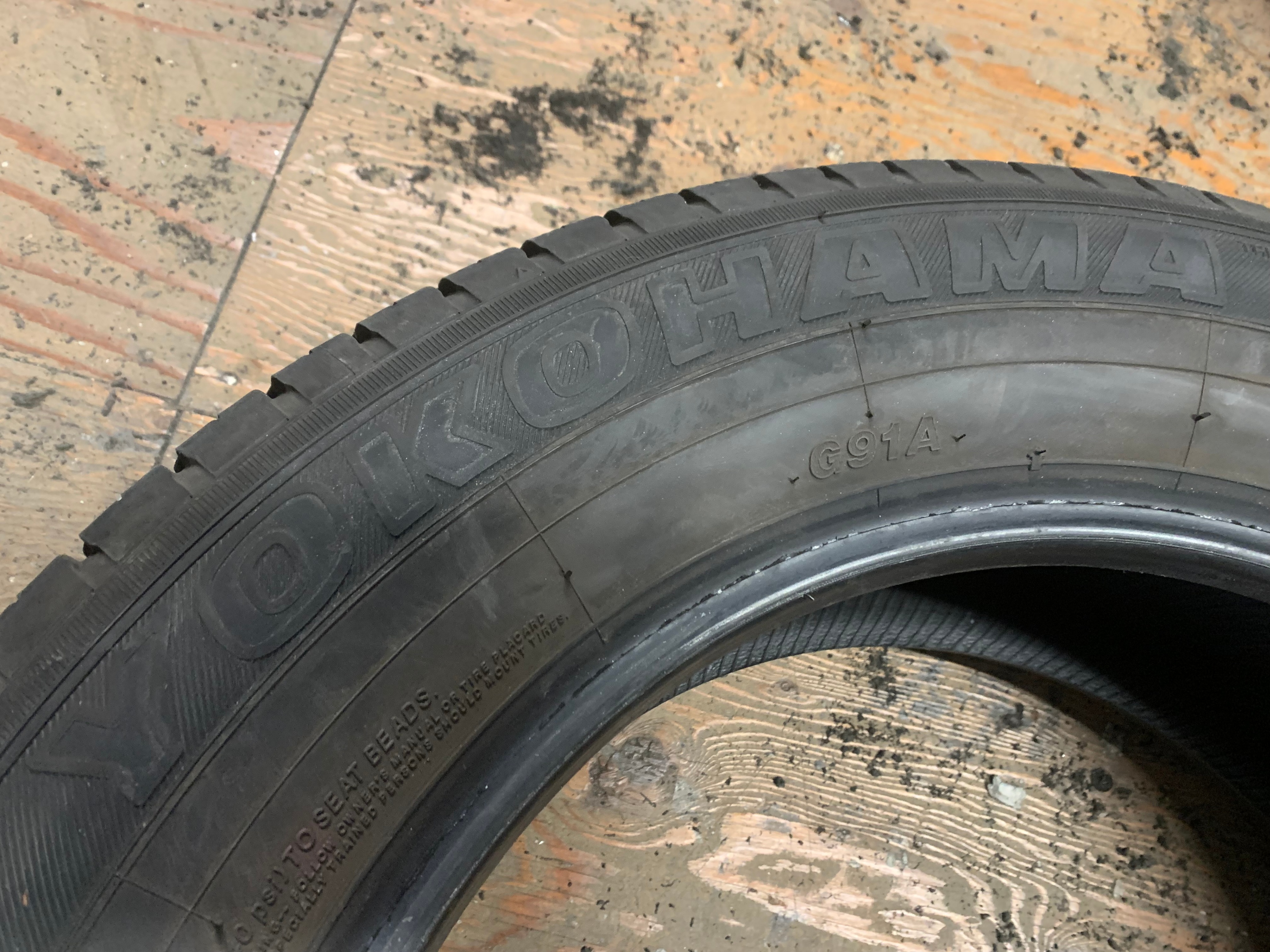 1 x single 225/65/17 M+S Yokohama Geolandar G91A with 80% tread - photo 4