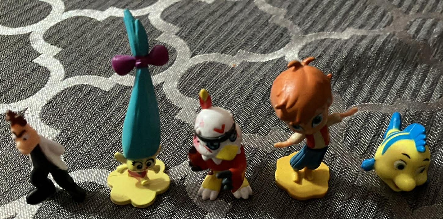 Toy Figure Small Lot - 2 Inches (5 of them)