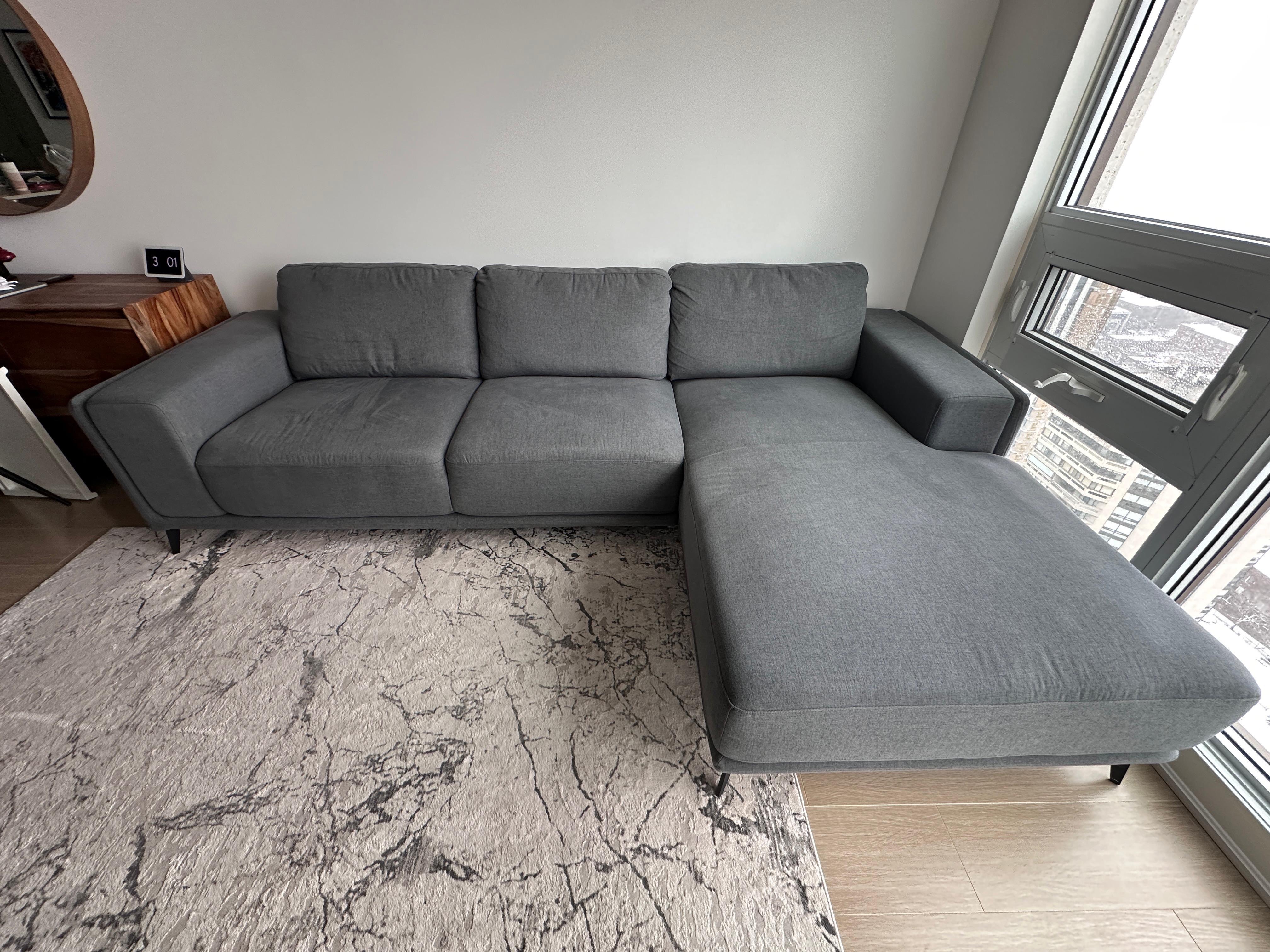 Large sectional sofa - photo 2