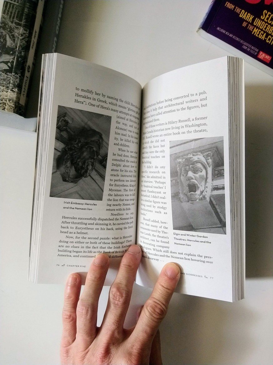 Toronto History books! - photo 5