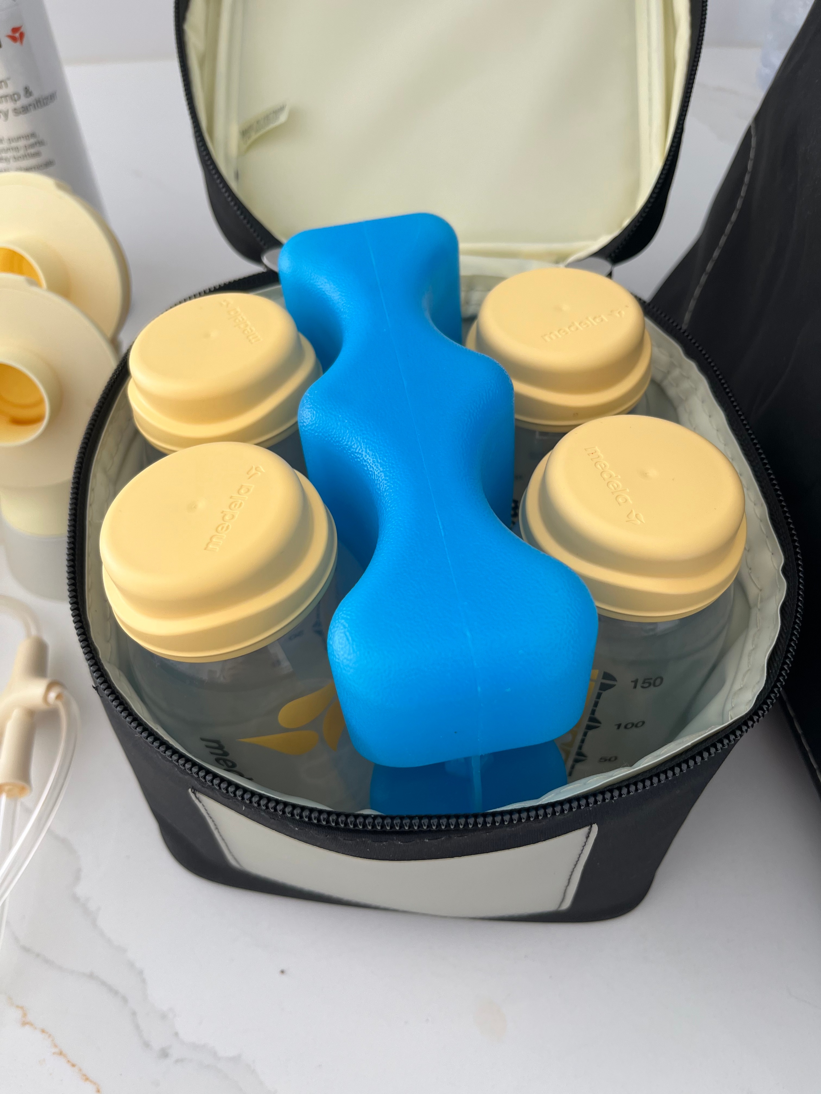 Medela Freestyle Flex Double Breast Pump + Extras - photo 4
