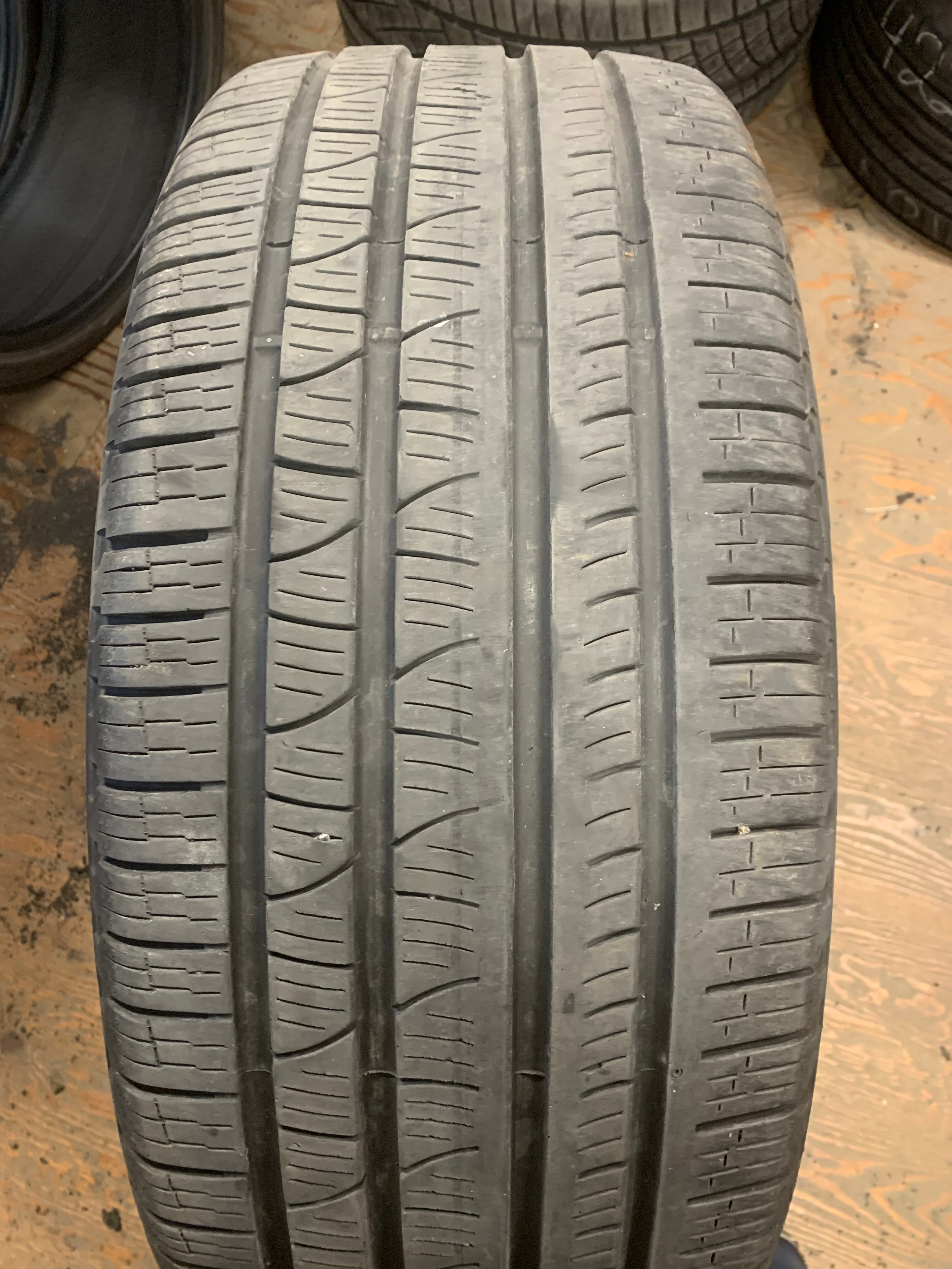 1 x single 285/45/22 M+S Pirelli scorpion verde A/S with 80%