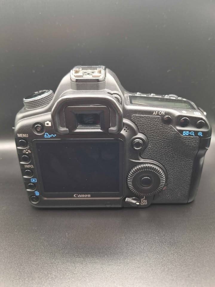 Canon 5D mark II - photo 2