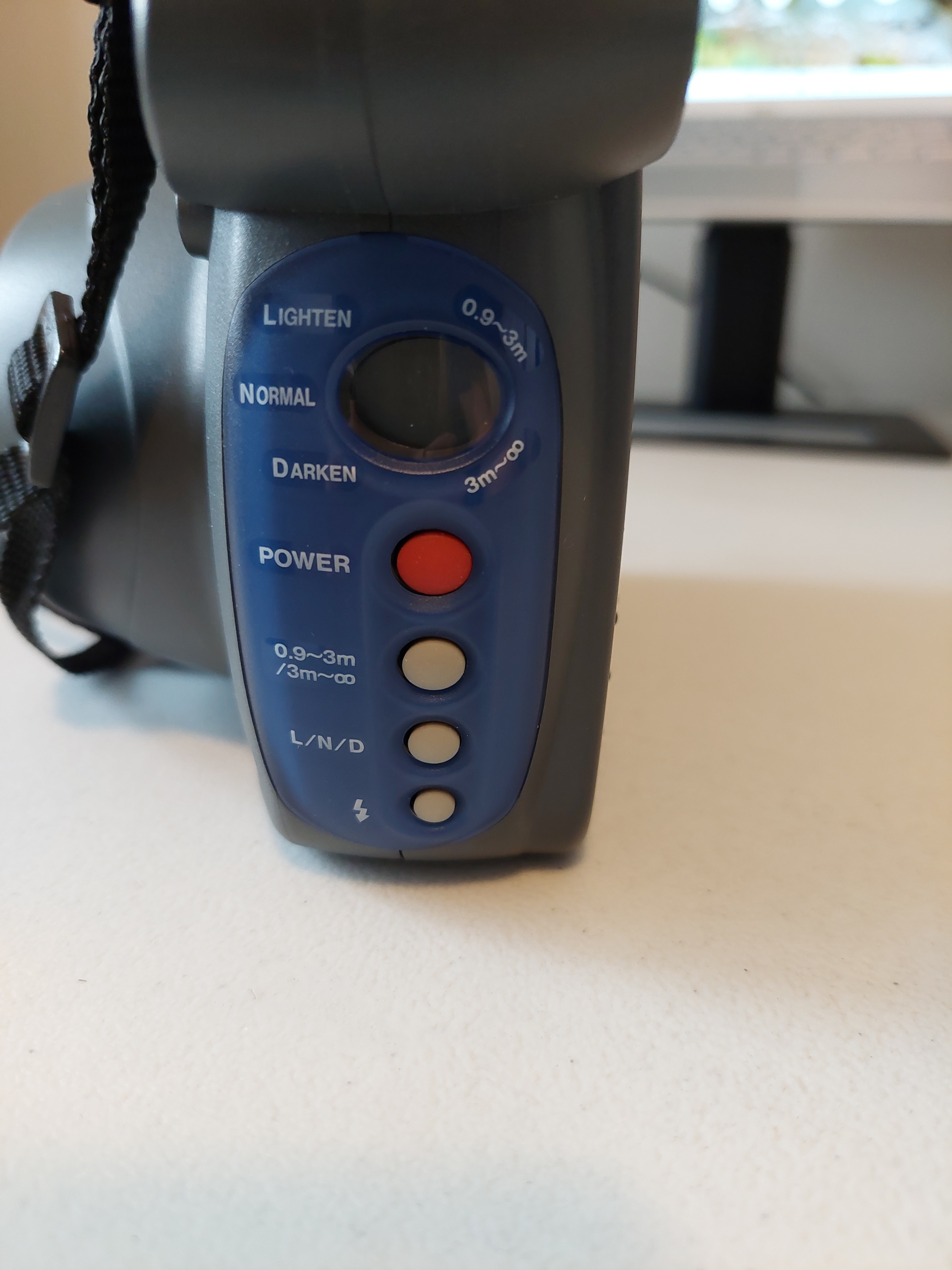 Fujifilm Instax 200 Instant Camera - photo 3