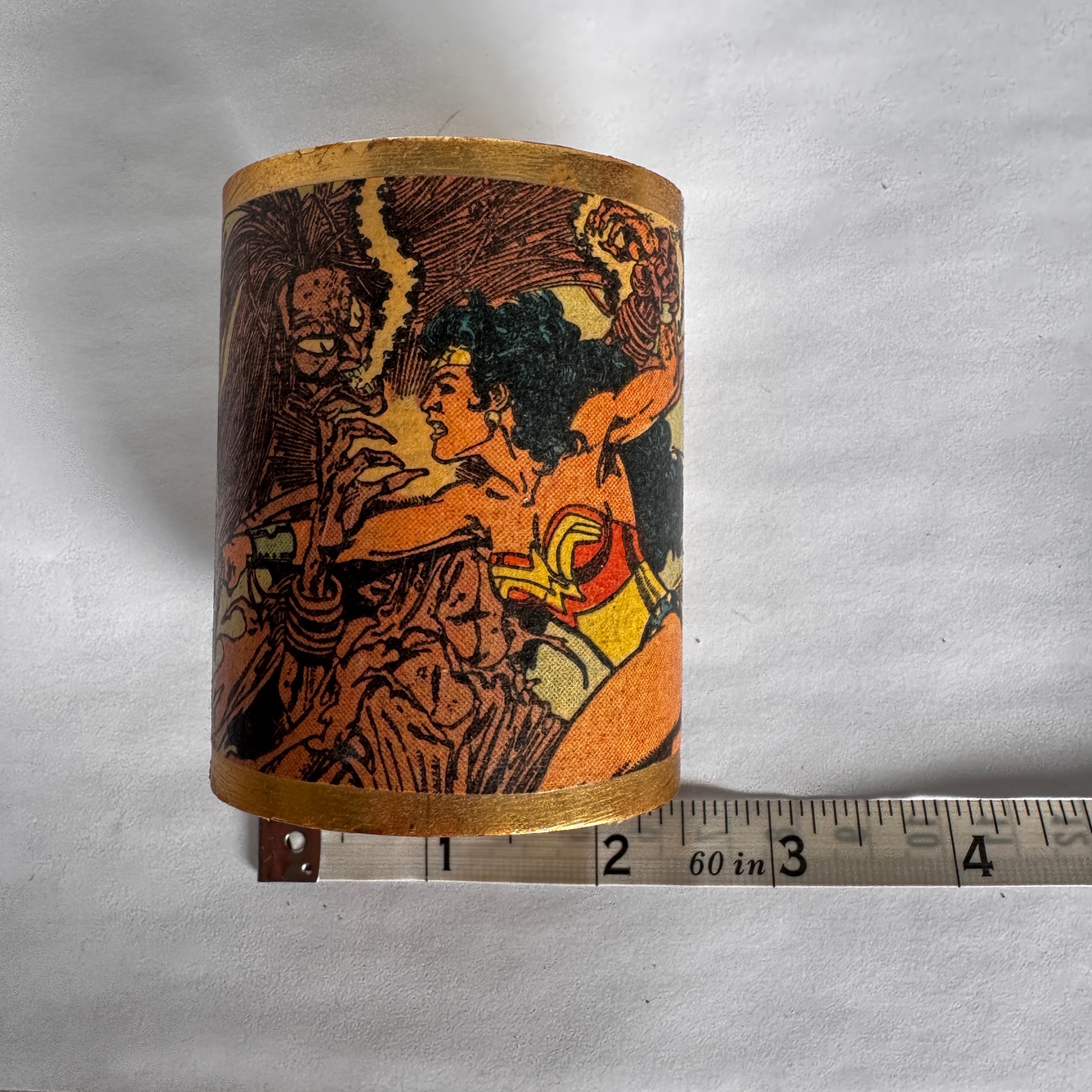 Wonder Woman Cuff Bracelet - photo 2