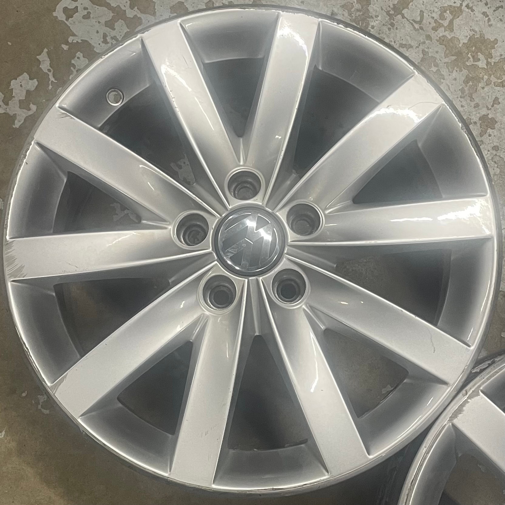 17 INCH VW RIMS - photo 4