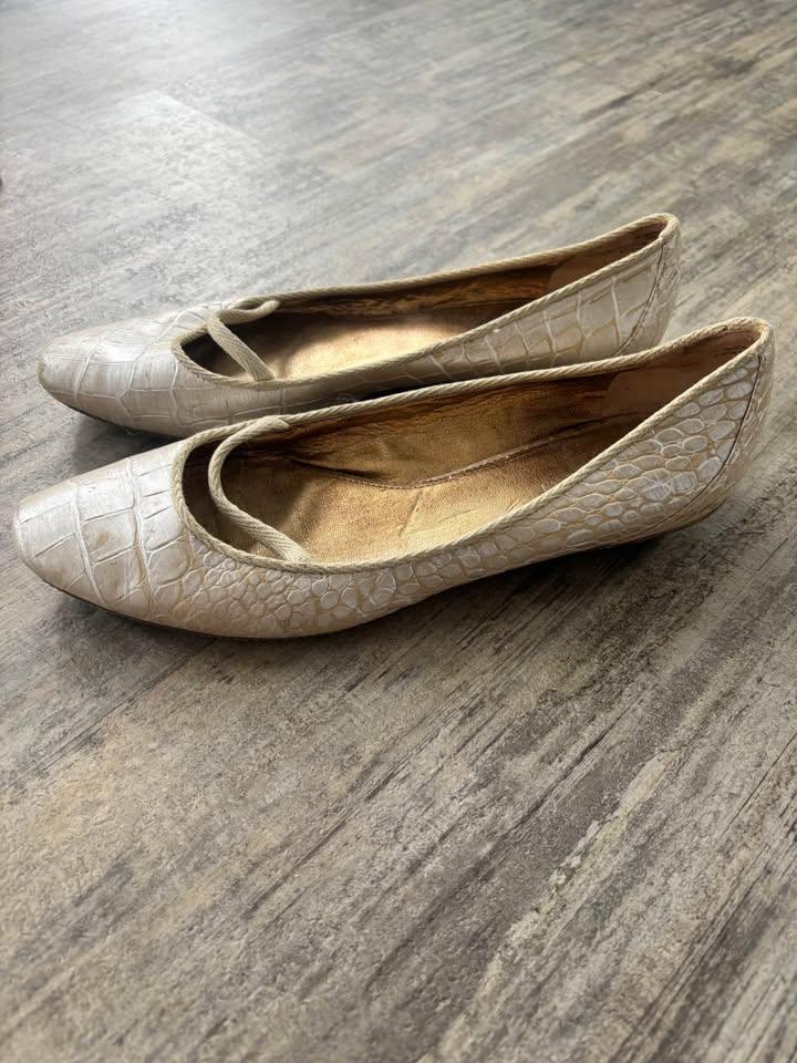 size 8 ladies shoes - photo 3